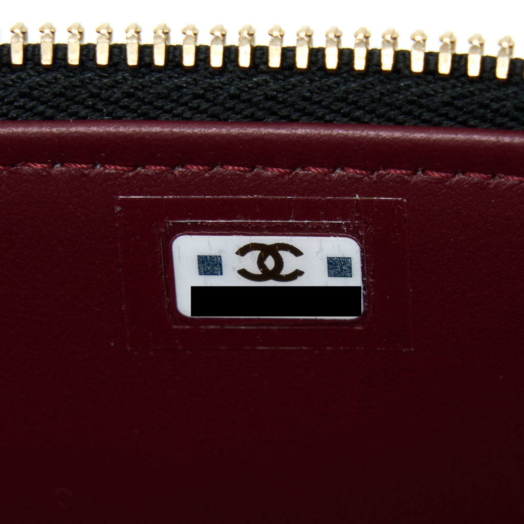 chanel-long-vanity-with-detailed-chain-lambskin-black-ghw
