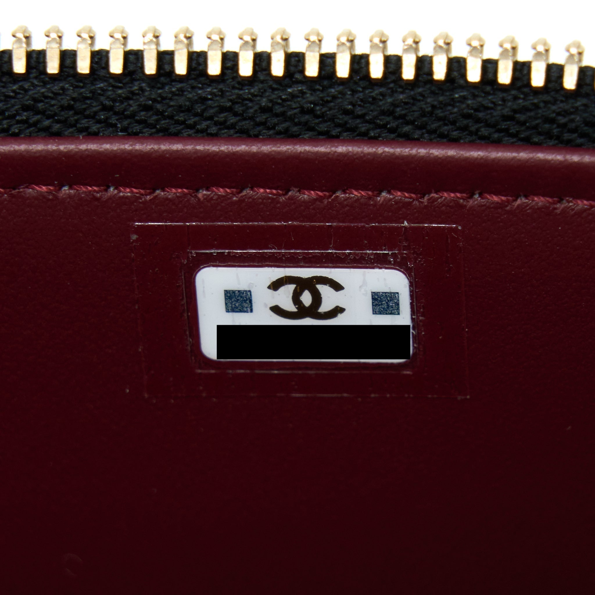 chanel-long-vanity-with-detailed-chain-lambskin-black-ghw