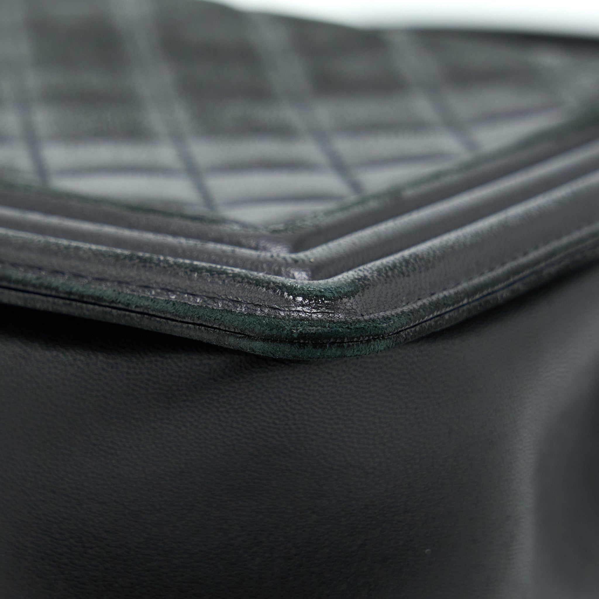 chanel-medium-boy-bag-lambskin-black-ruthenium-shw