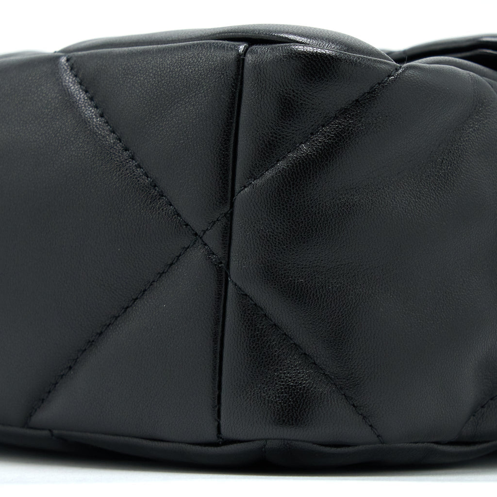 chanel-medium-19-bag-goatskin-black-multicolour-hardware-microchip