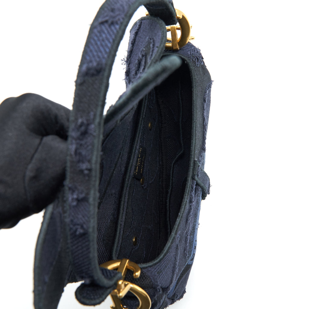 dior-medium-saddle-bag-limited-edition-navy-ghw