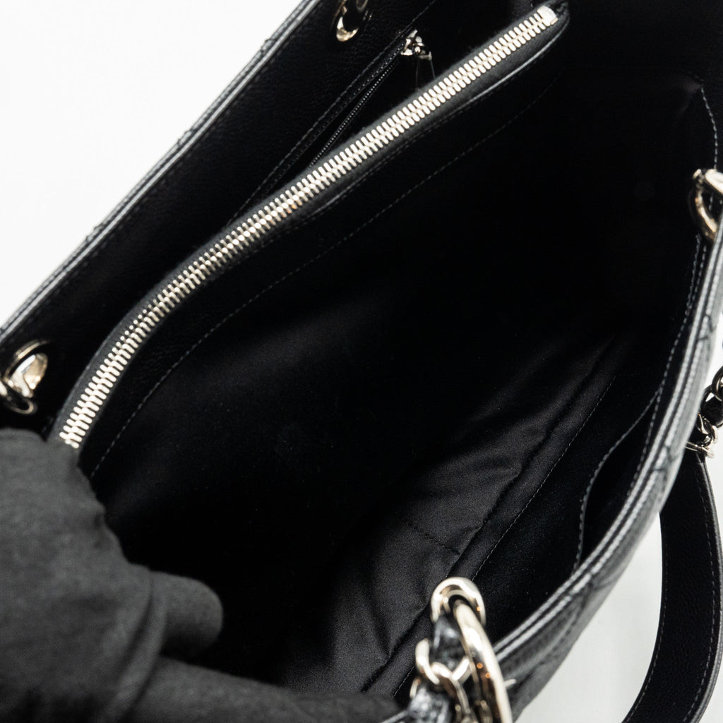 chanel-grand-shopping-tote-bag-caviar-black-shw-3