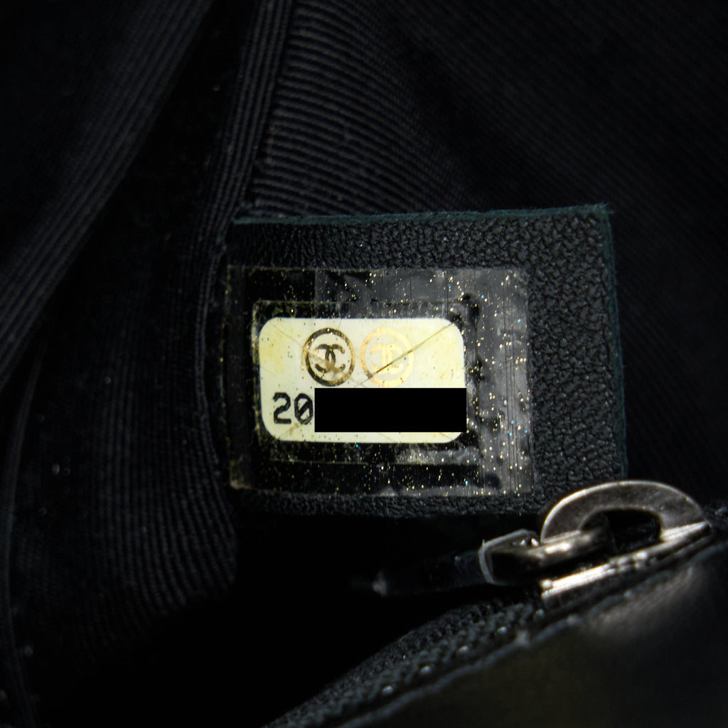chanel-medium-boy-bag-lambskin-black-ruthenium-shw