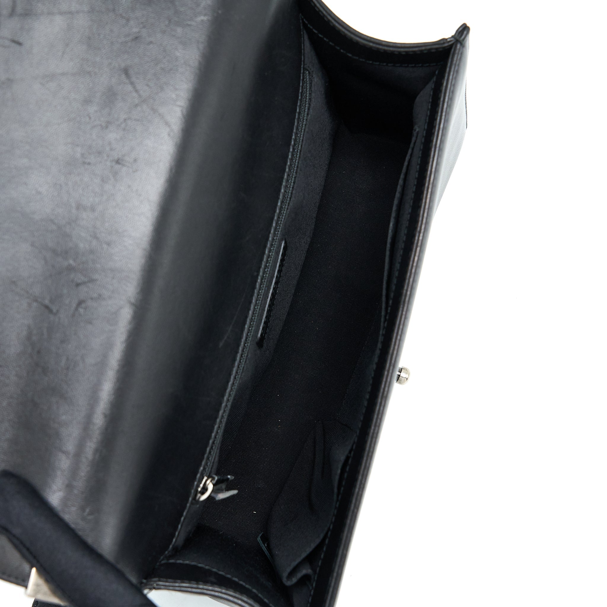 chanel-medium-boy-bag-lambskin-black-ruthenium-shw