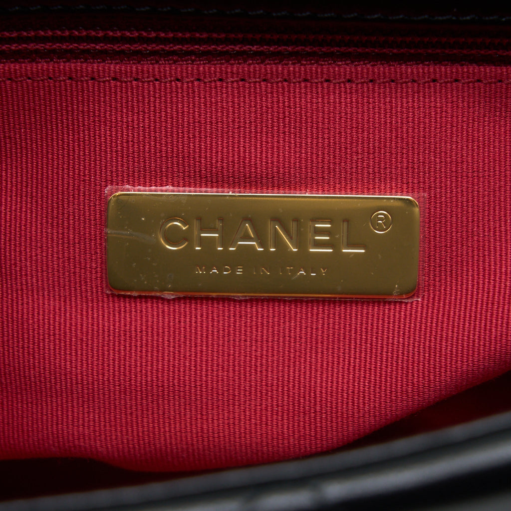 chanel-medium-19-bag-goatskin-black-multicolour-hardware-microchip