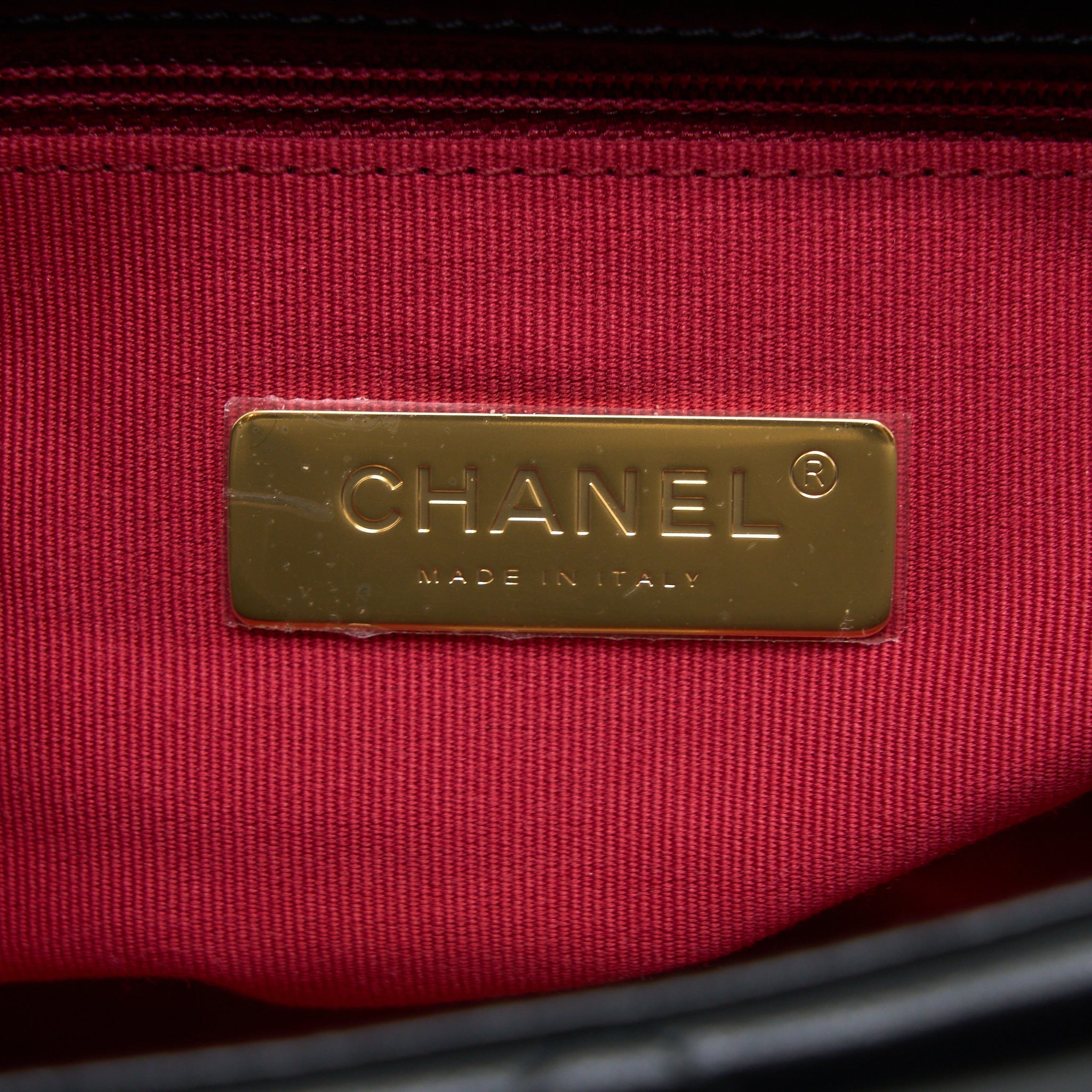 chanel-medium-19-bag-goatskin-black-multicolour-hardware-microchip
