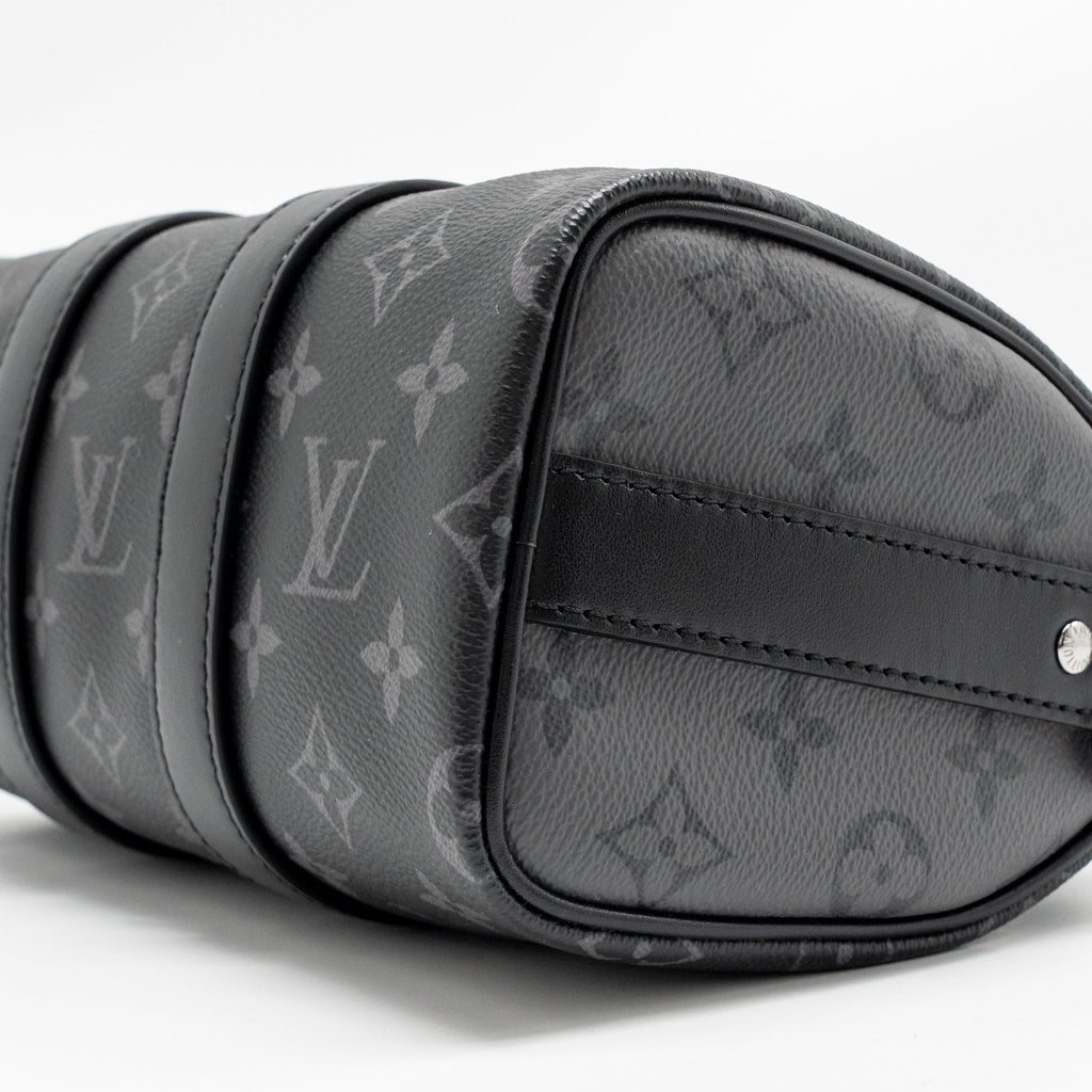 louis-vuitton-keepall-bandouliere-25-monogram-eclipse-shw