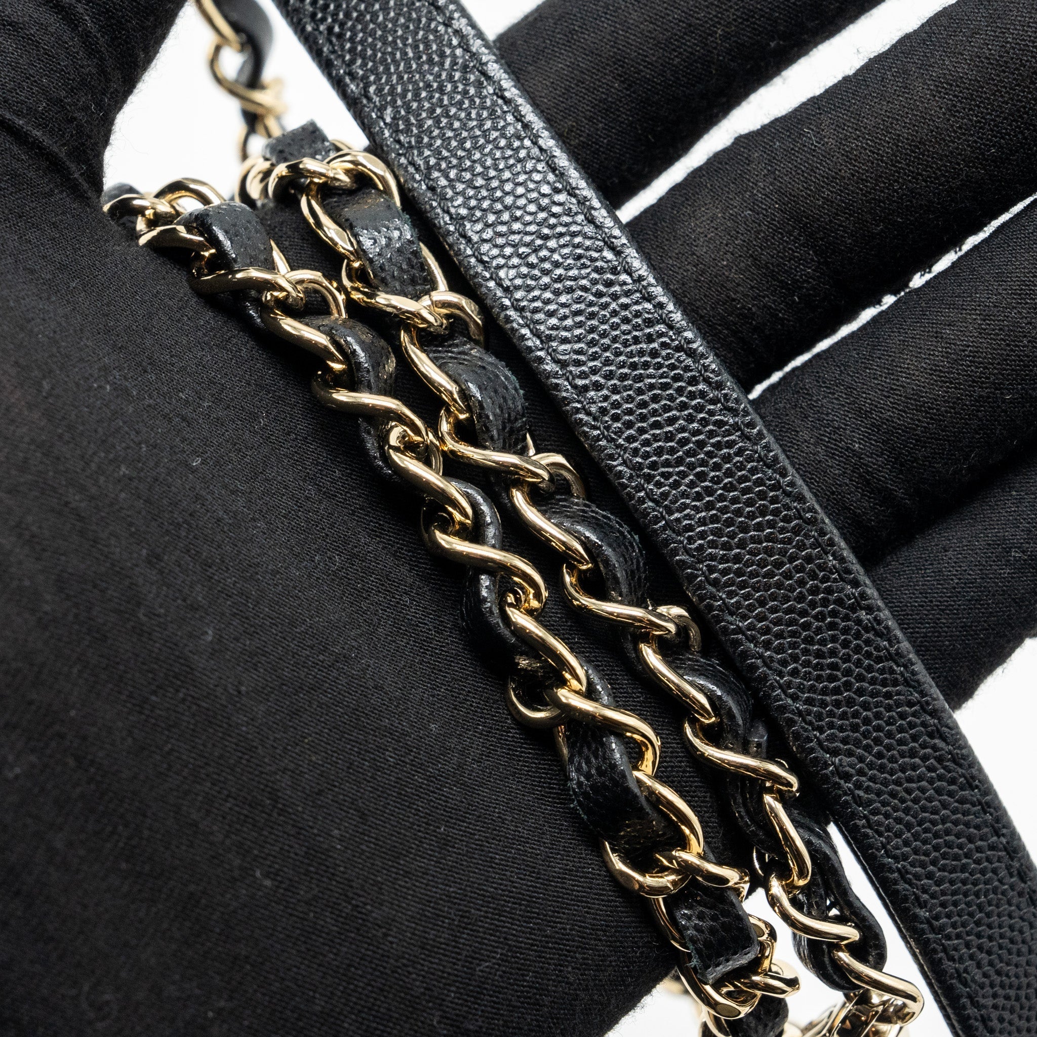 chanel-large-coco-handle-caviar-black-lghw-microchip