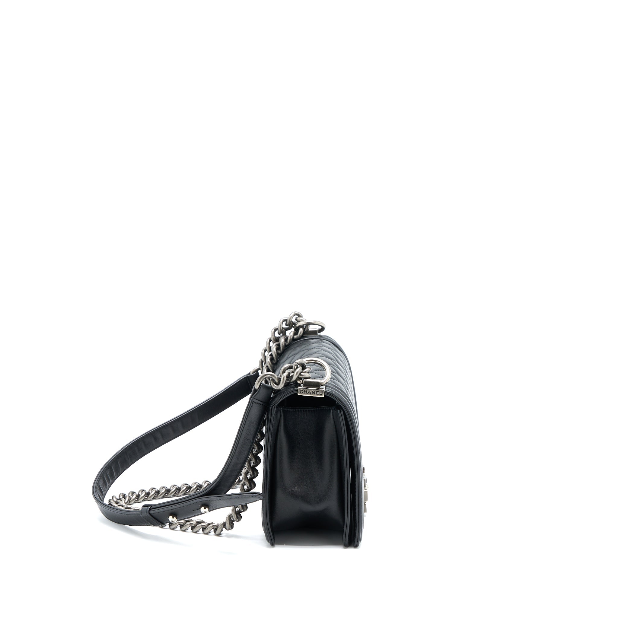 chanel-medium-boy-bag-lambskin-black-ruthenium-enamel-shw