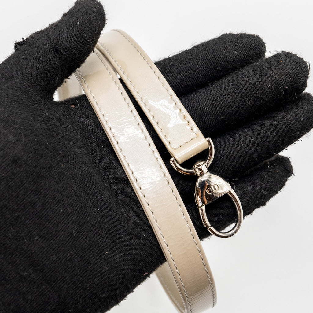 dior-medium-lady-dior-patent-leather-light-grey-shw