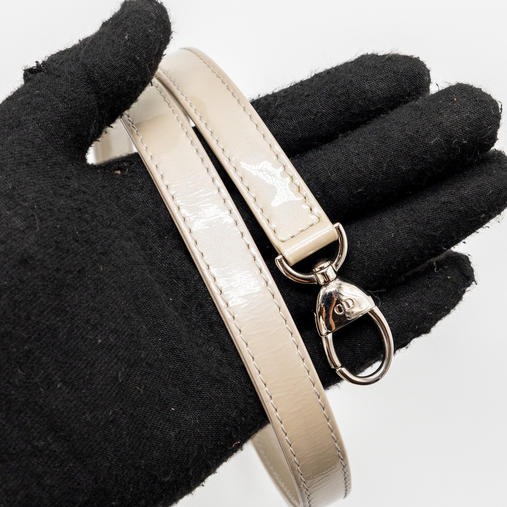 dior-medium-lady-dior-patent-leather-light-grey-shw