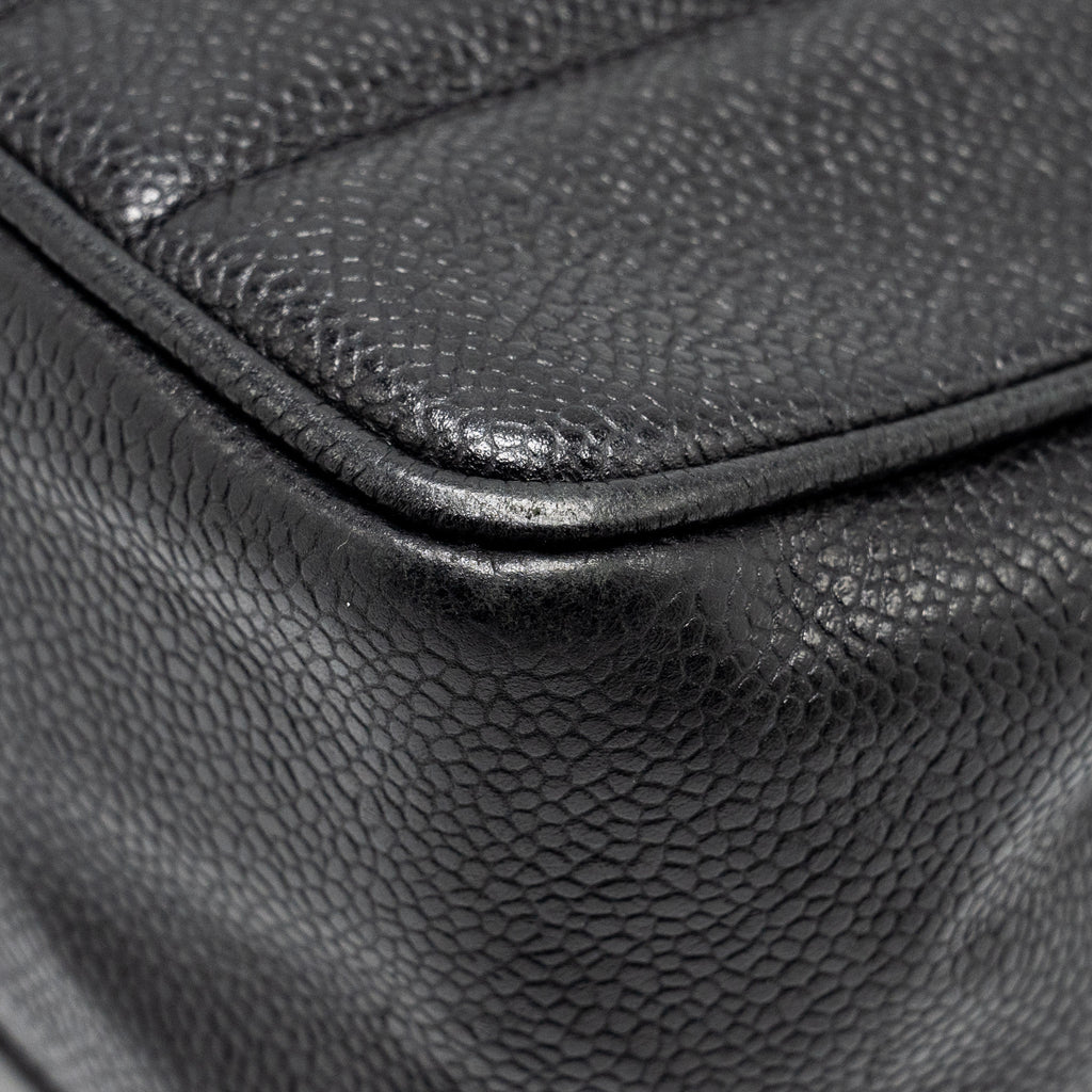 chanel-vintage-vertical-jumbo-flap-bag-caviar-black-ghw-copy-1