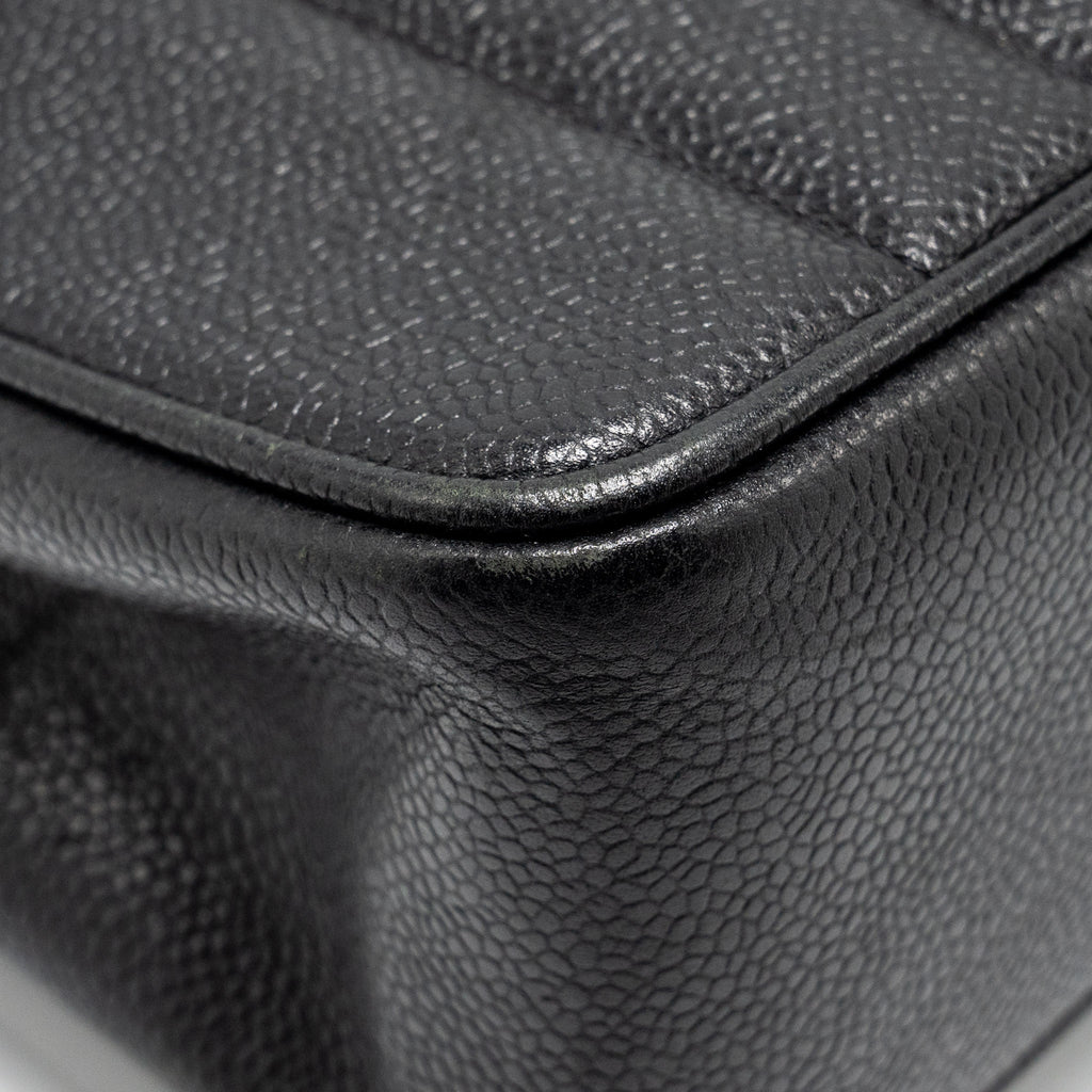 chanel-vintage-vertical-jumbo-flap-bag-caviar-black-ghw-copy-1