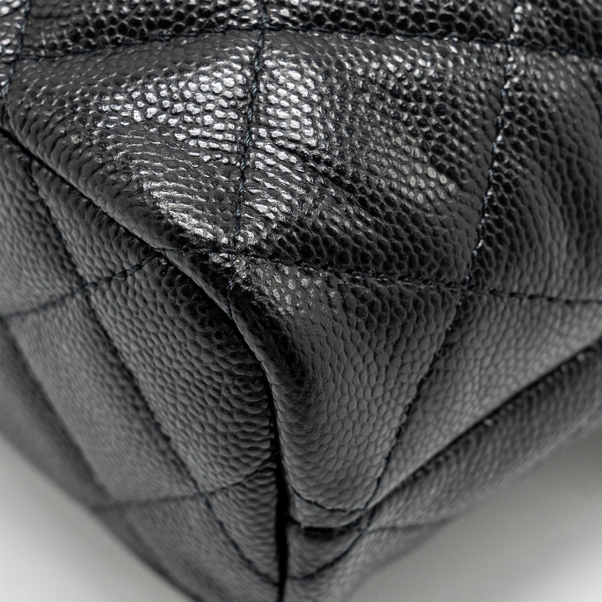 chanel-25c-quilted-hobo-bag-caviar-black-ghwmicrochip