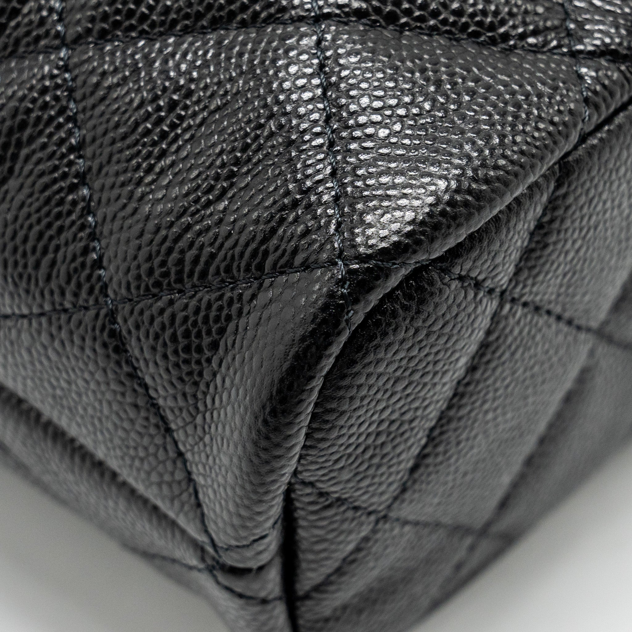 chanel-25c-quilted-hobo-bag-caviar-black-ghwmicrochip