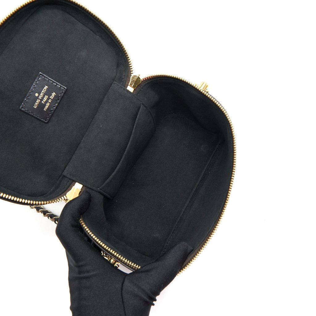 louis-vuitton-vanity-pm-monogram-canvas-2