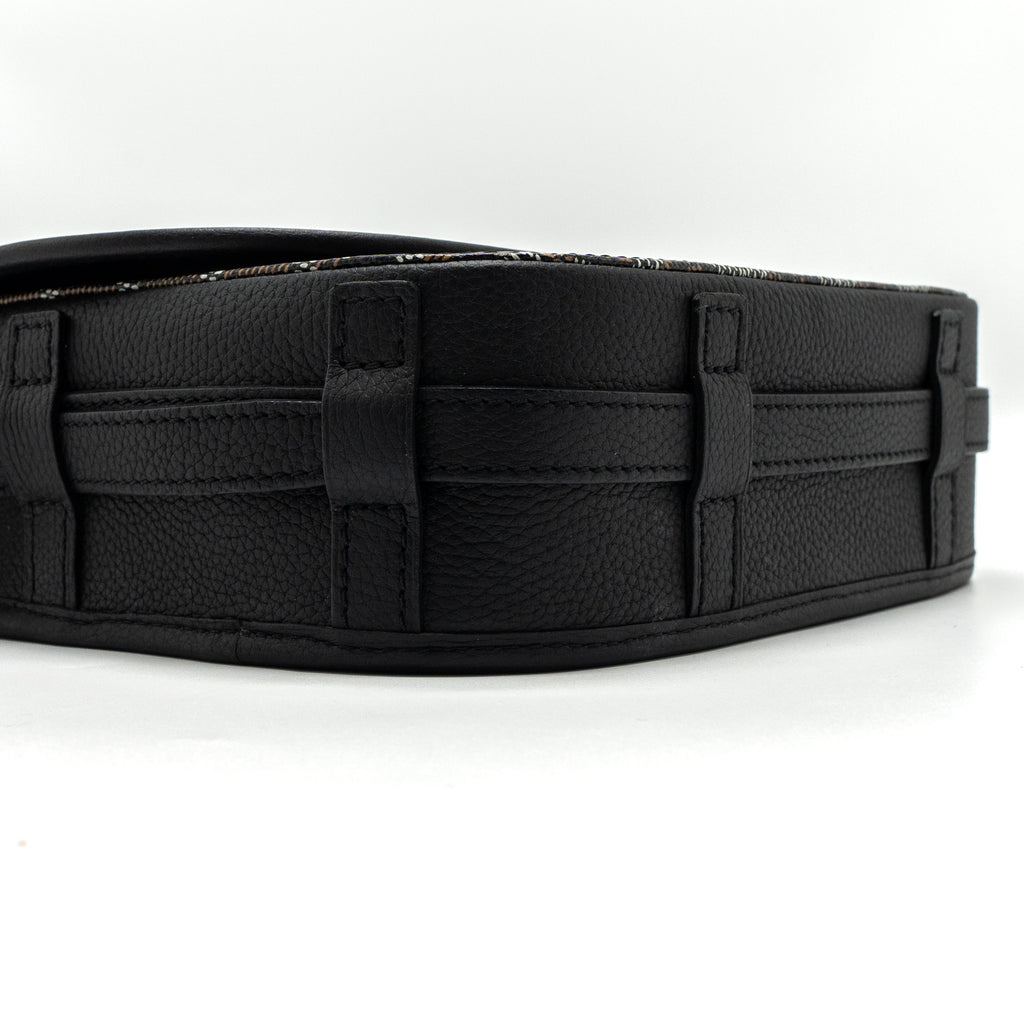 goyard-messenger-bag-calfskin-goyardine-canvas-black-shw