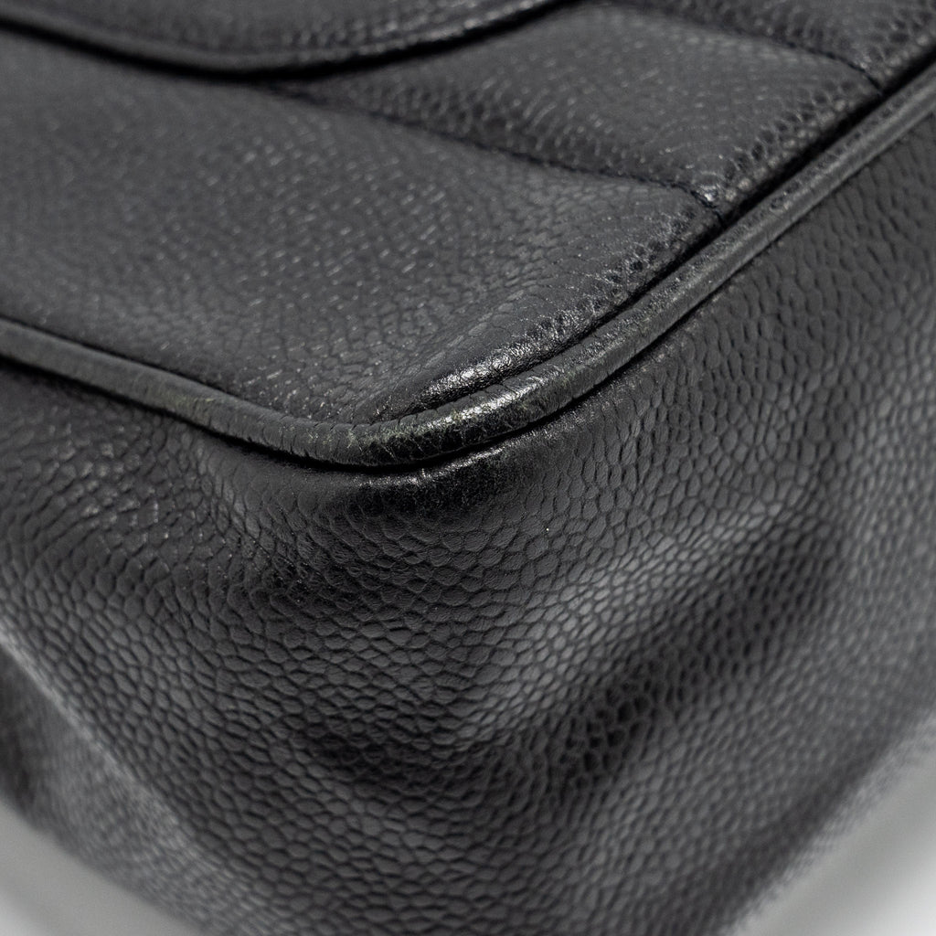 chanel-vintage-vertical-jumbo-flap-bag-caviar-black-ghw-copy-1