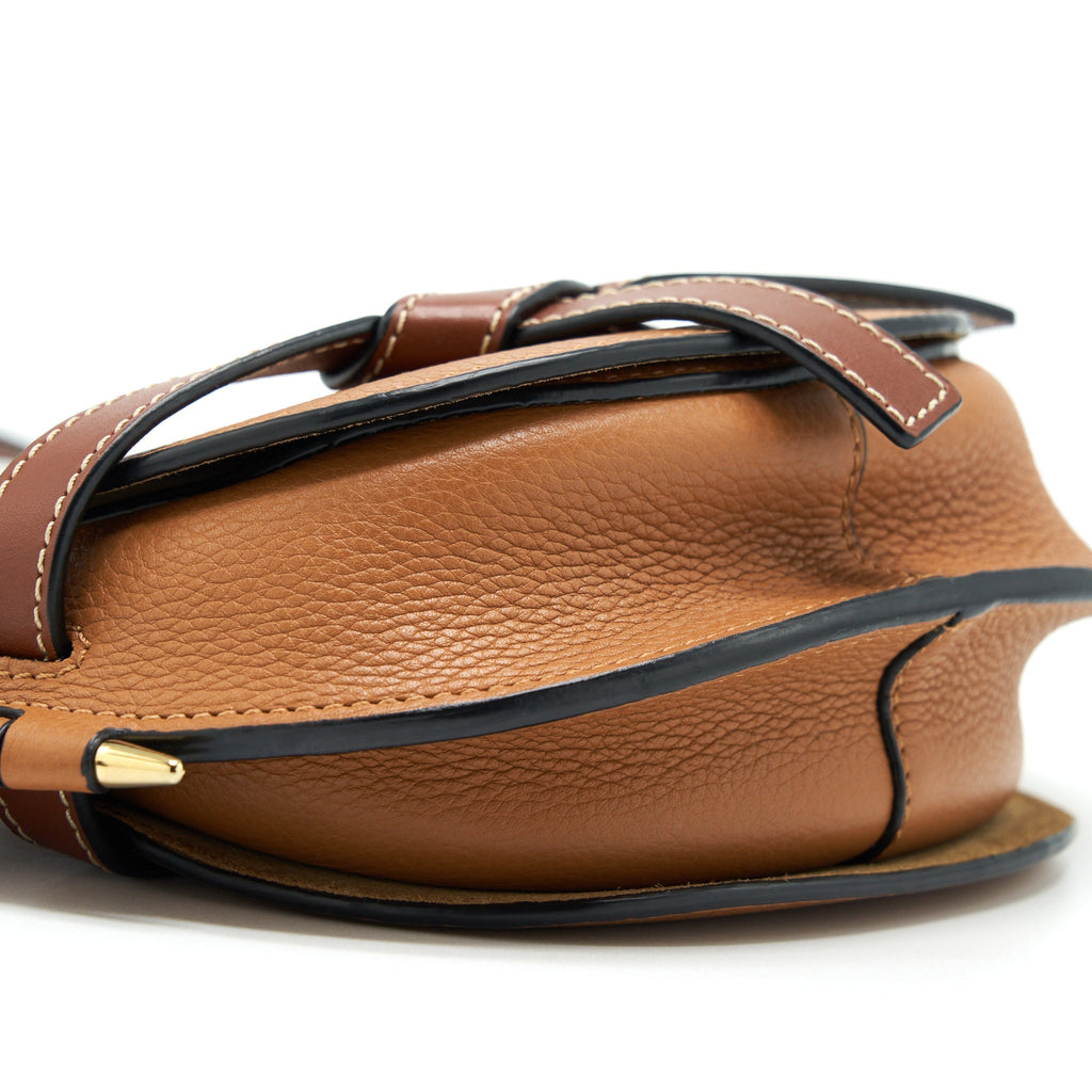 loewe-mini-gate-bag-grain-calfskin-tan-ghw