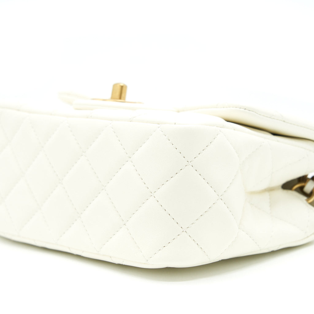 chanel-22c-pearl-crush-mini-square-flap-bag-lambskin-white-ghw-microchip
