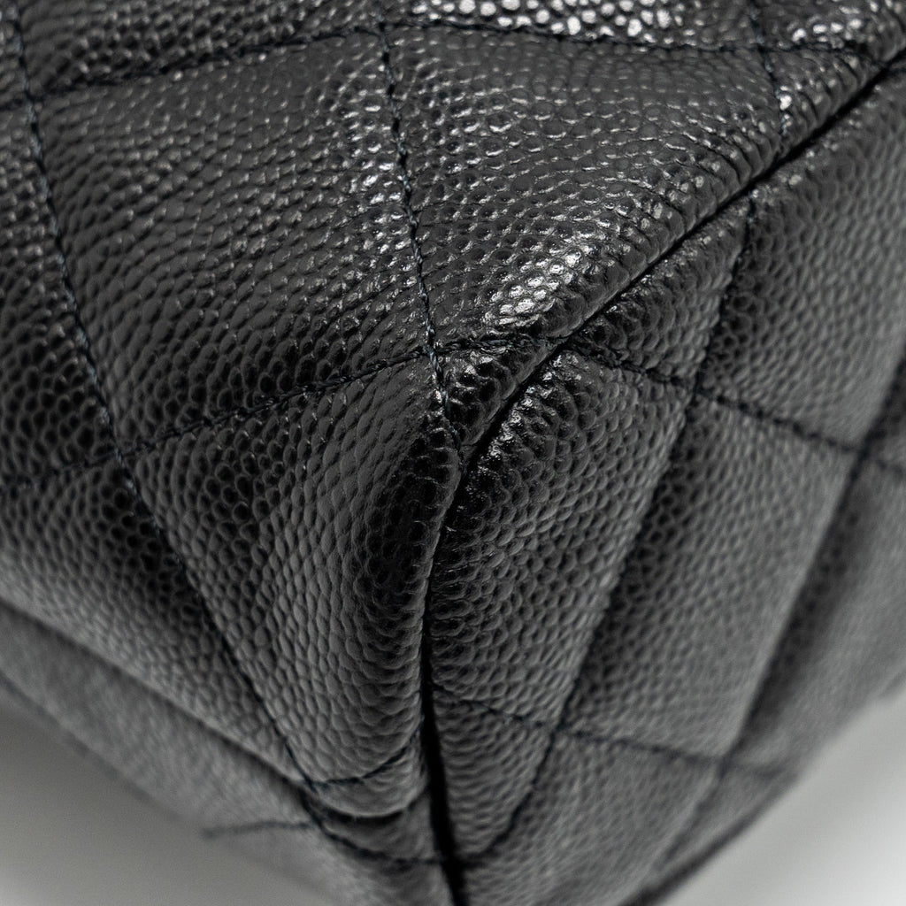 chanel-25c-quilted-hobo-bag-caviar-black-ghwmicrochip