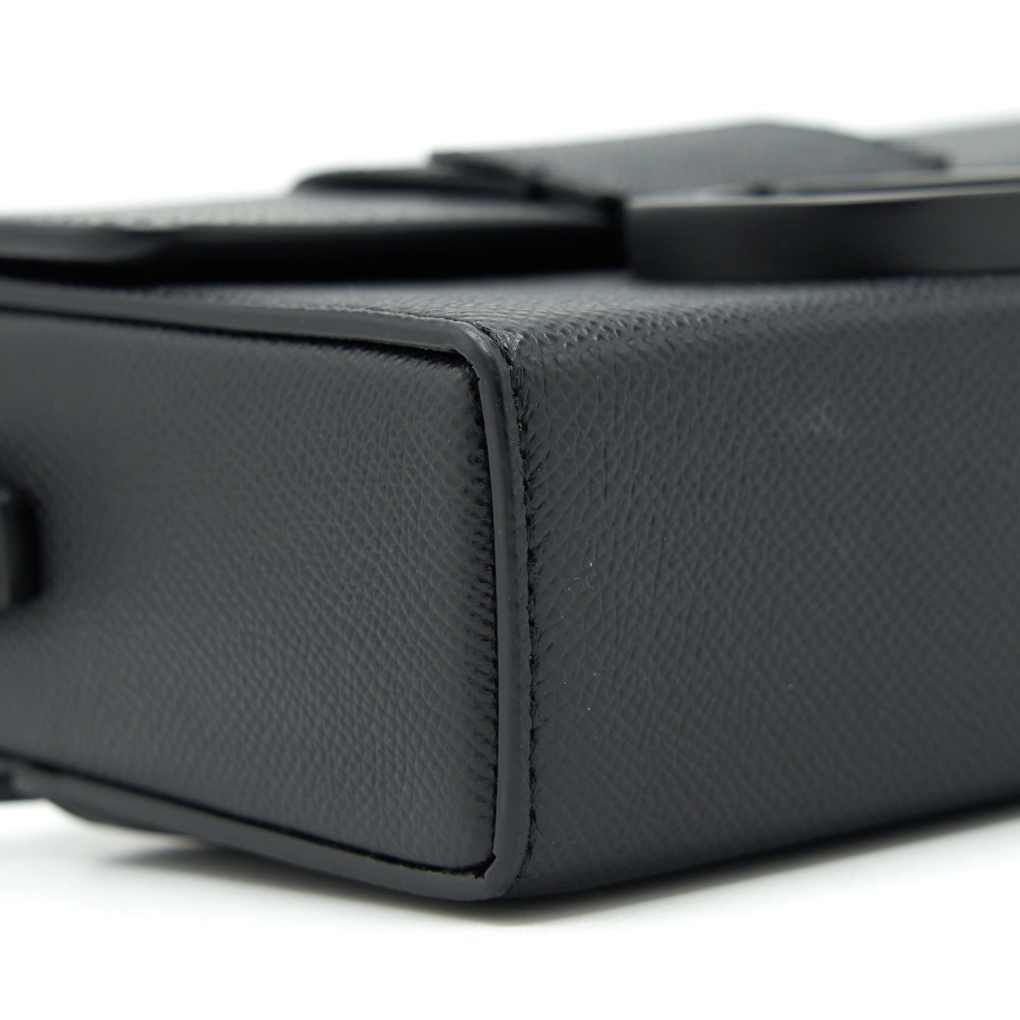dior-30-mini-montaign-box-grained-calfskin-black-with-black-hardware