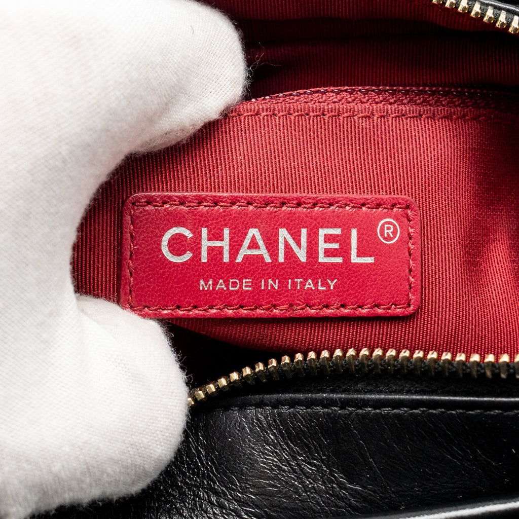 chanel-small-gabrielle-hobo-bag-aged-calfskin-black-multicoloured-hardware