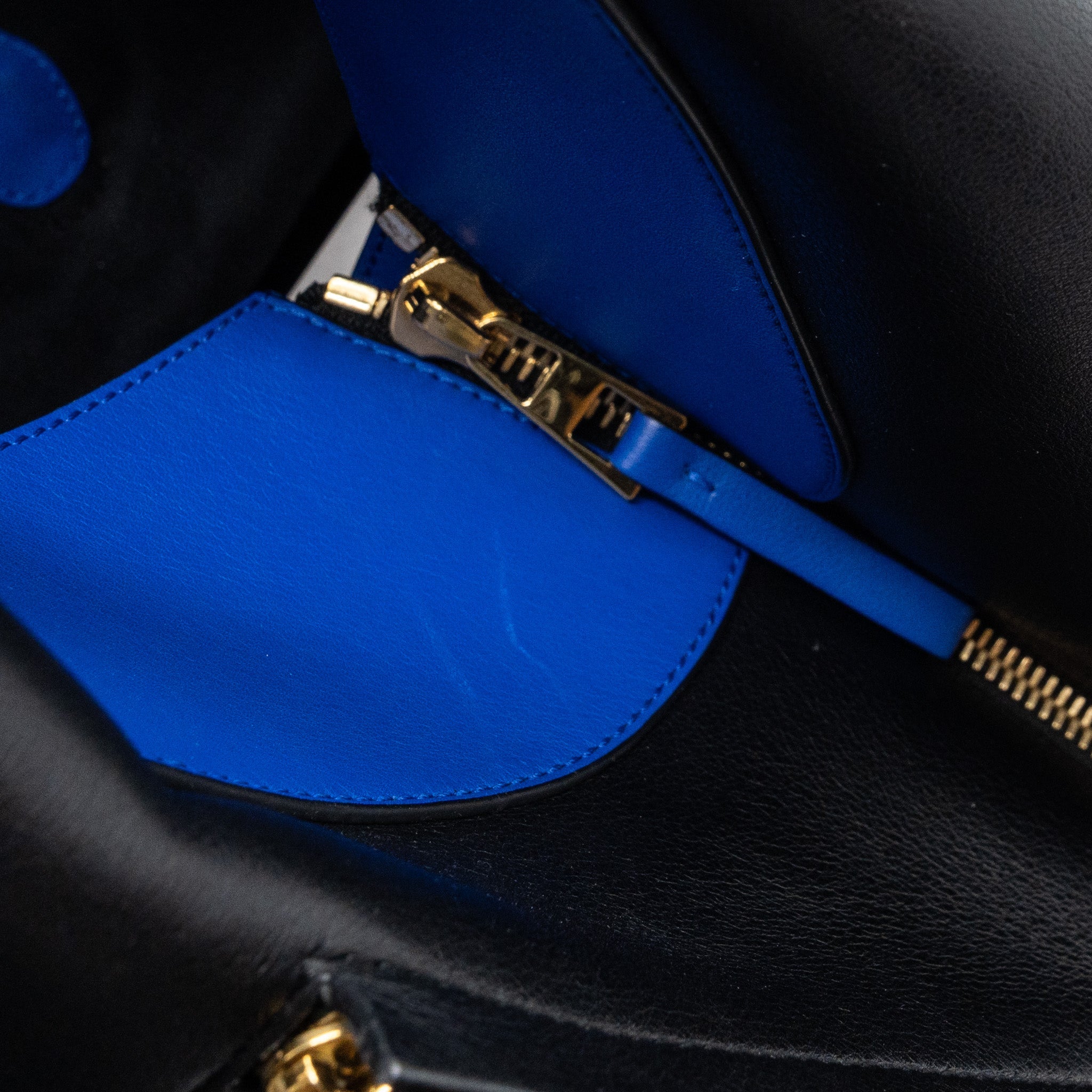 loewe-hammock-bag-calfskin-electric-blue-black-ghw