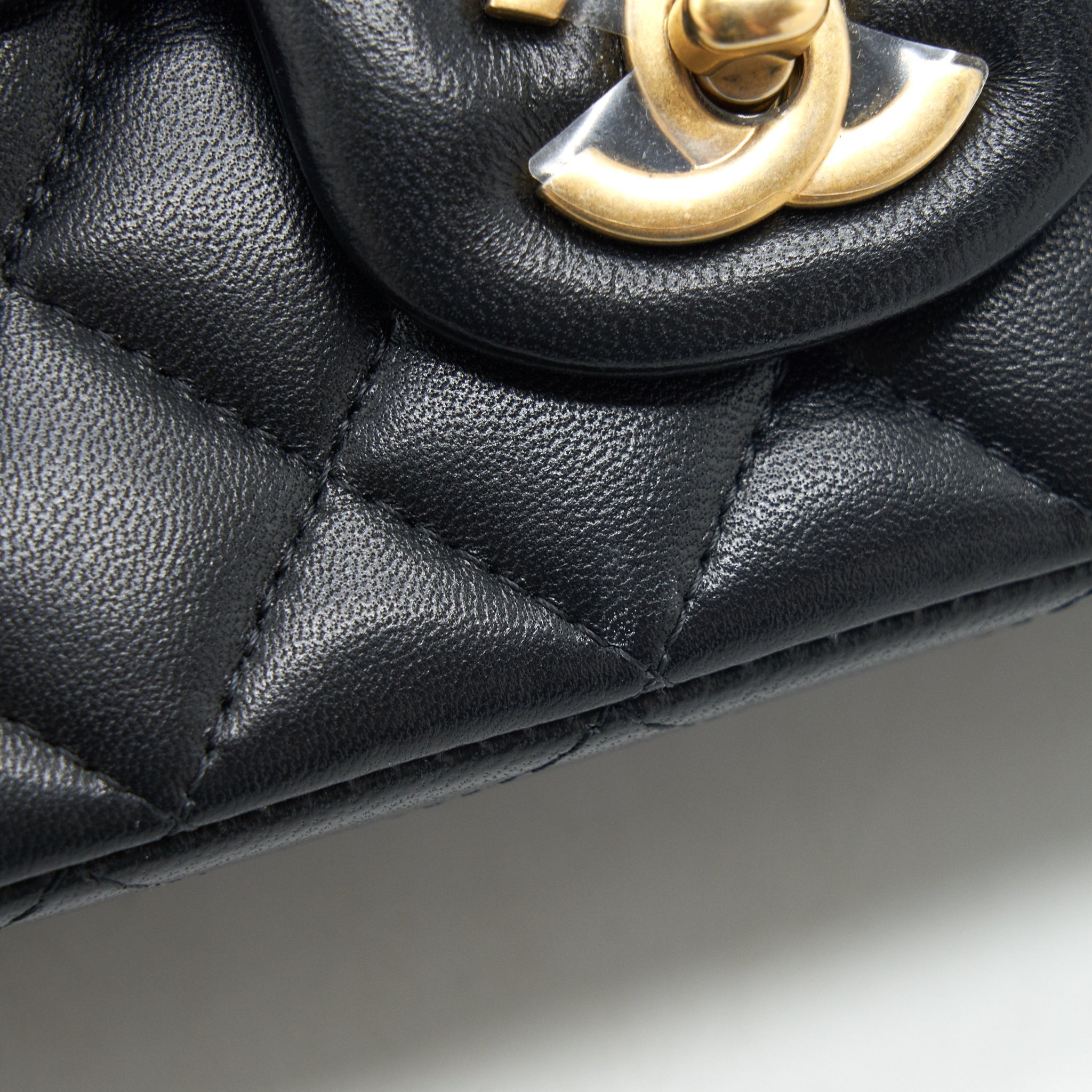 chanel-top-handle-rectangular-flap-bag-lambskin-ghw