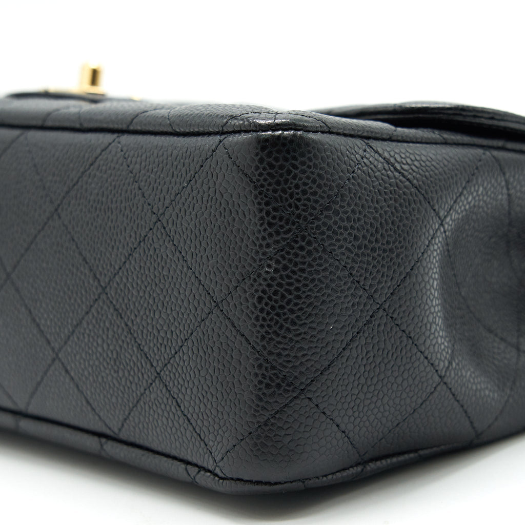 chanel-classic-jumbo-double-flap-bag-black-cavier-ghw