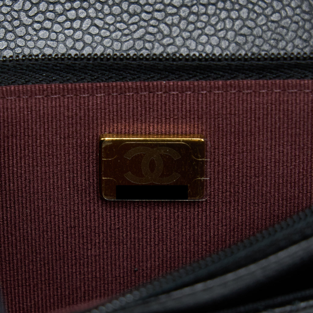 chanel-classic-wallet-on-chain-caviar-black-ghw-microchip-5