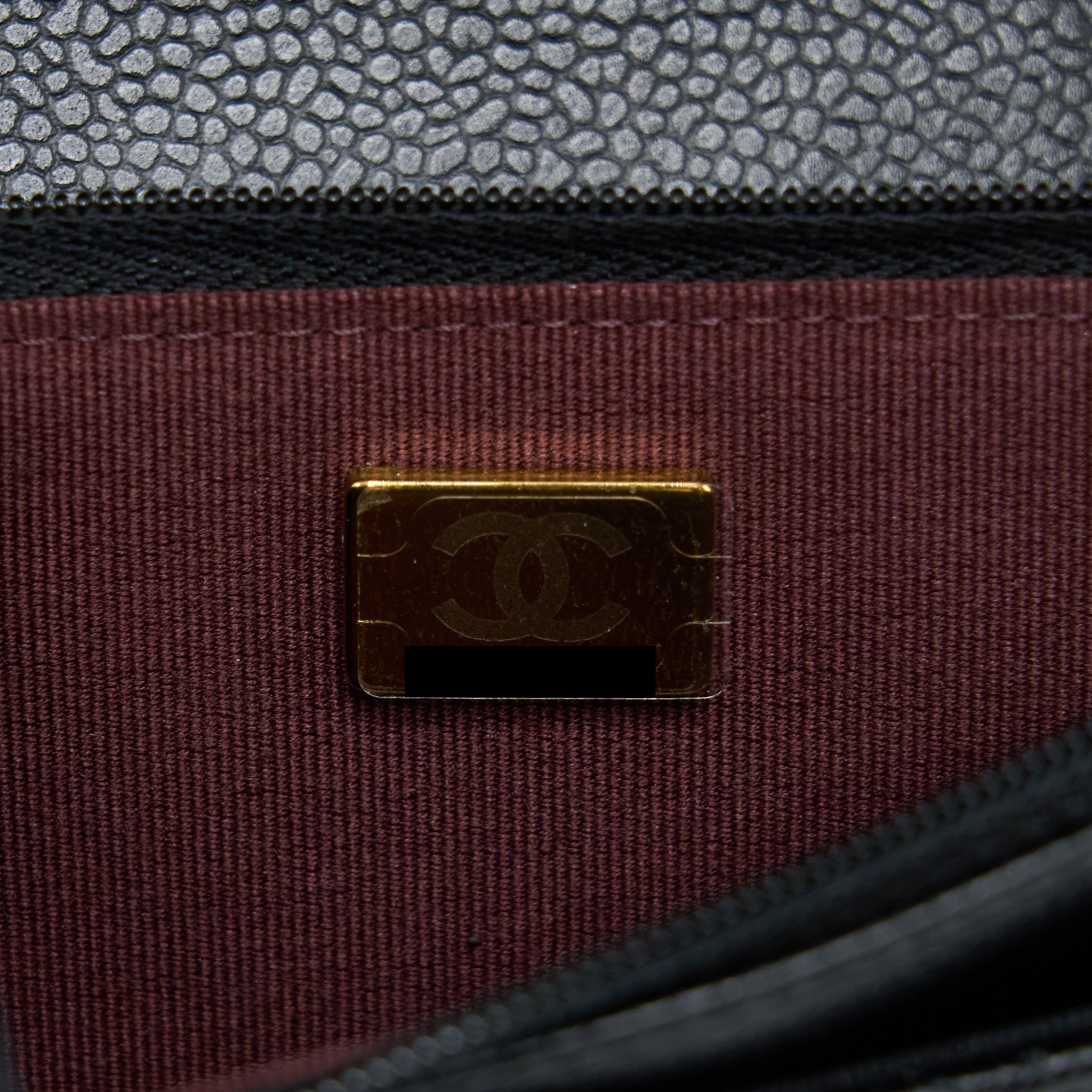 chanel-classic-wallet-on-chain-caviar-black-ghw-microchip-5