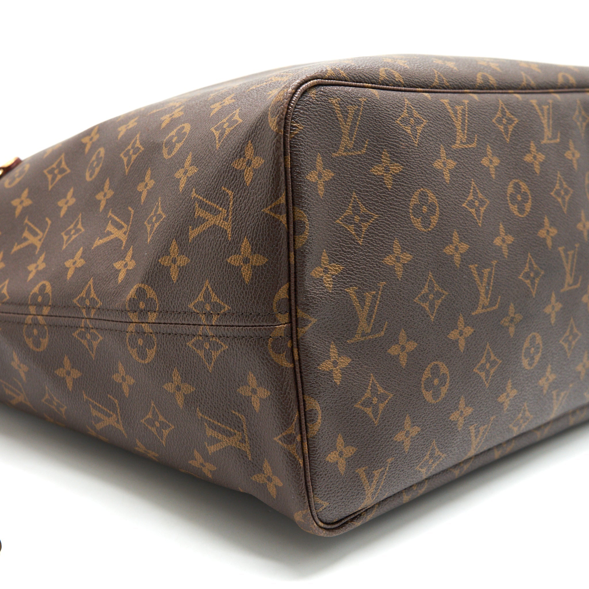 louis-vuitton-neverfull-gm-in-monogram