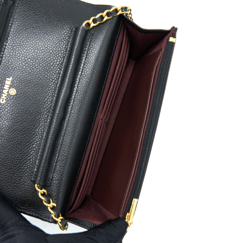 chanel-classic-wallet-on-chain-caviar-black-ghw-microchip-5