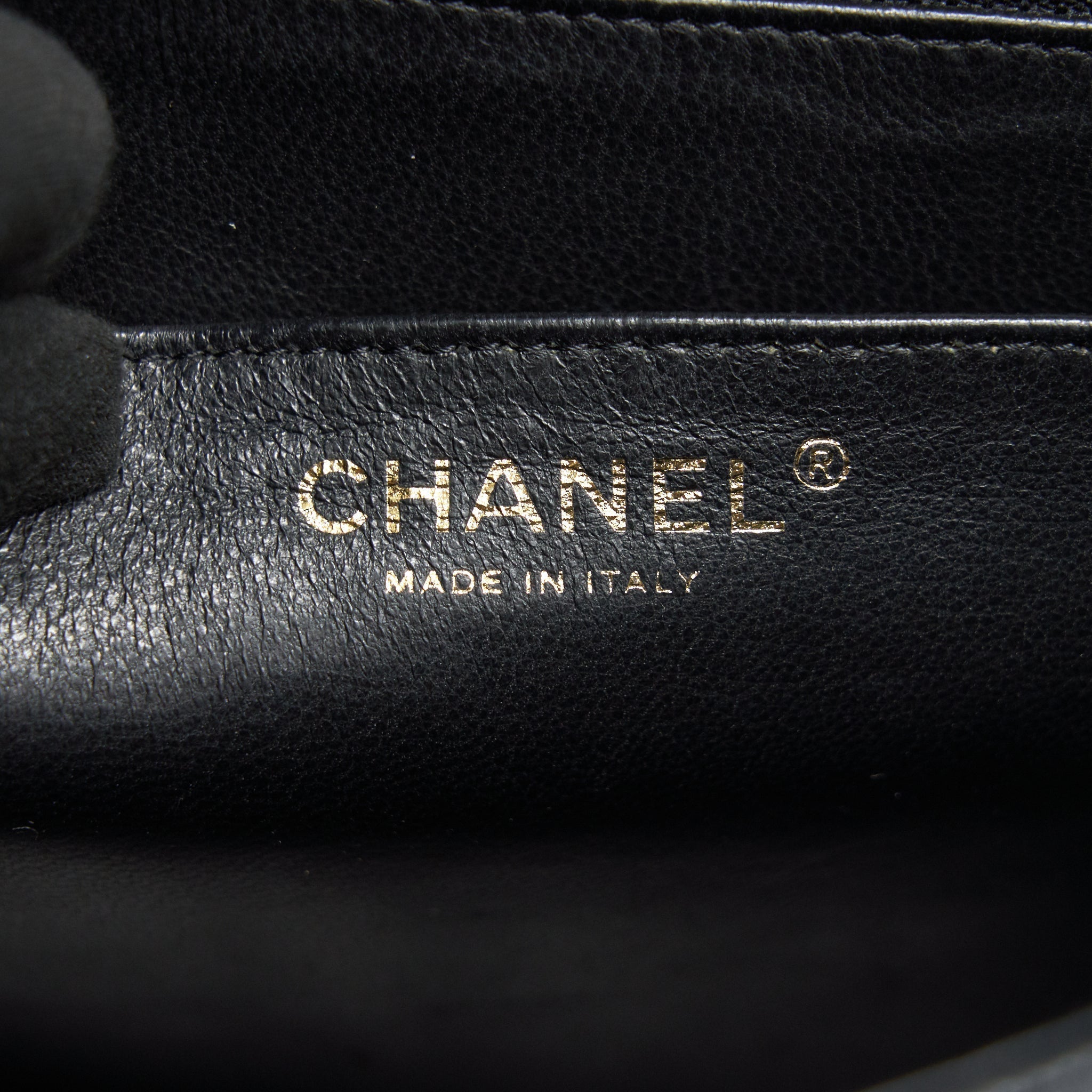 chanel-classic-jumbo-double-flap-bag-black-cavier-ghw