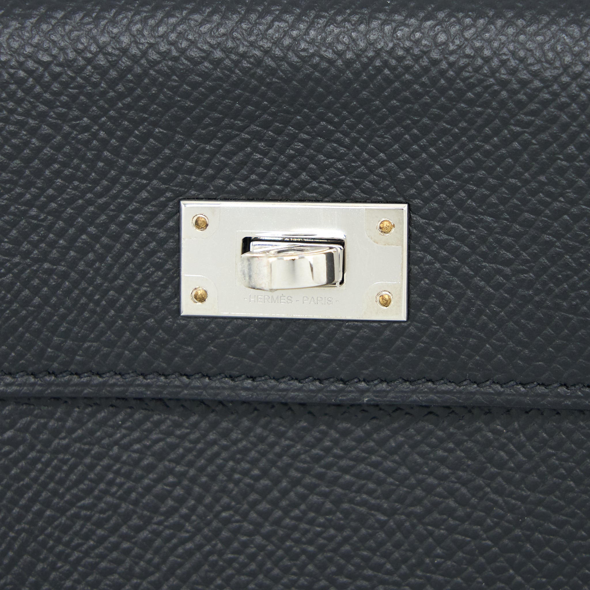 hermes-kelly-pocket-compact-epsom-black-shw-stamp-y