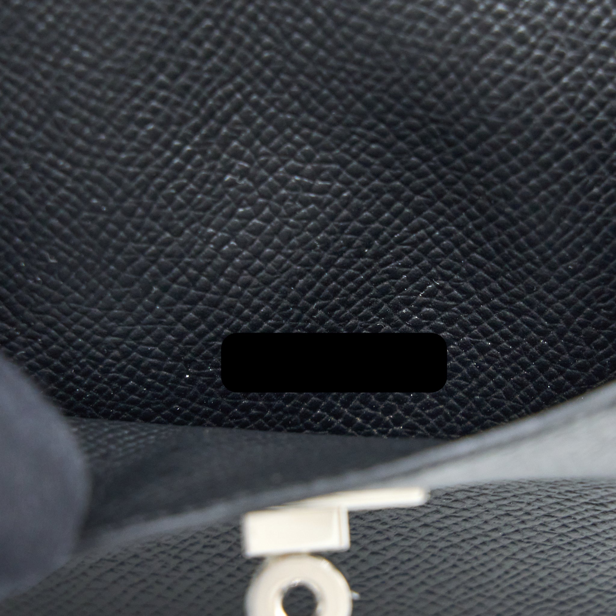hermes-kelly-pocket-compact-epsom-black-shw-stamp-y