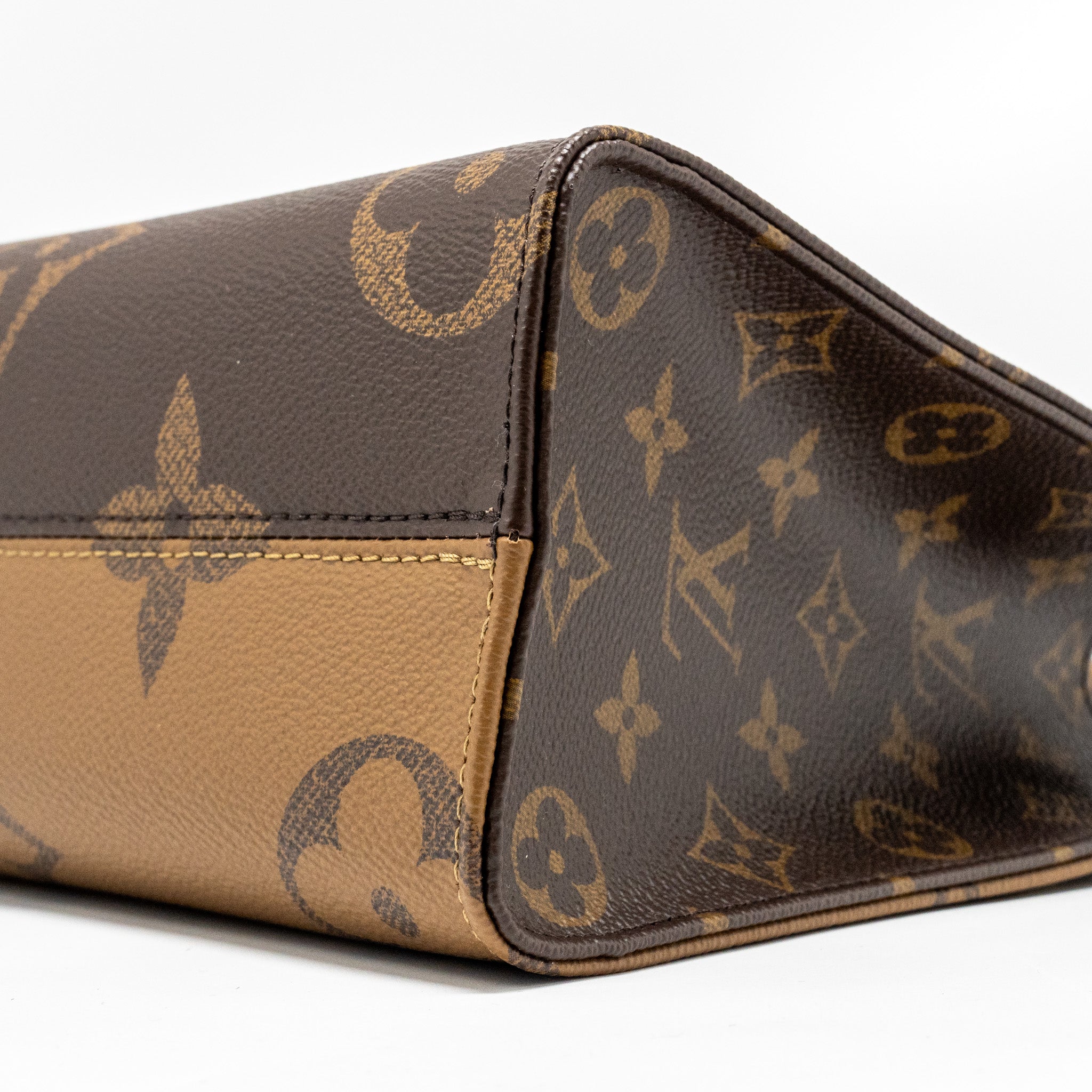 louis-vuitton-onthego-pm-monogram-reverse-canvas-ghw-copy