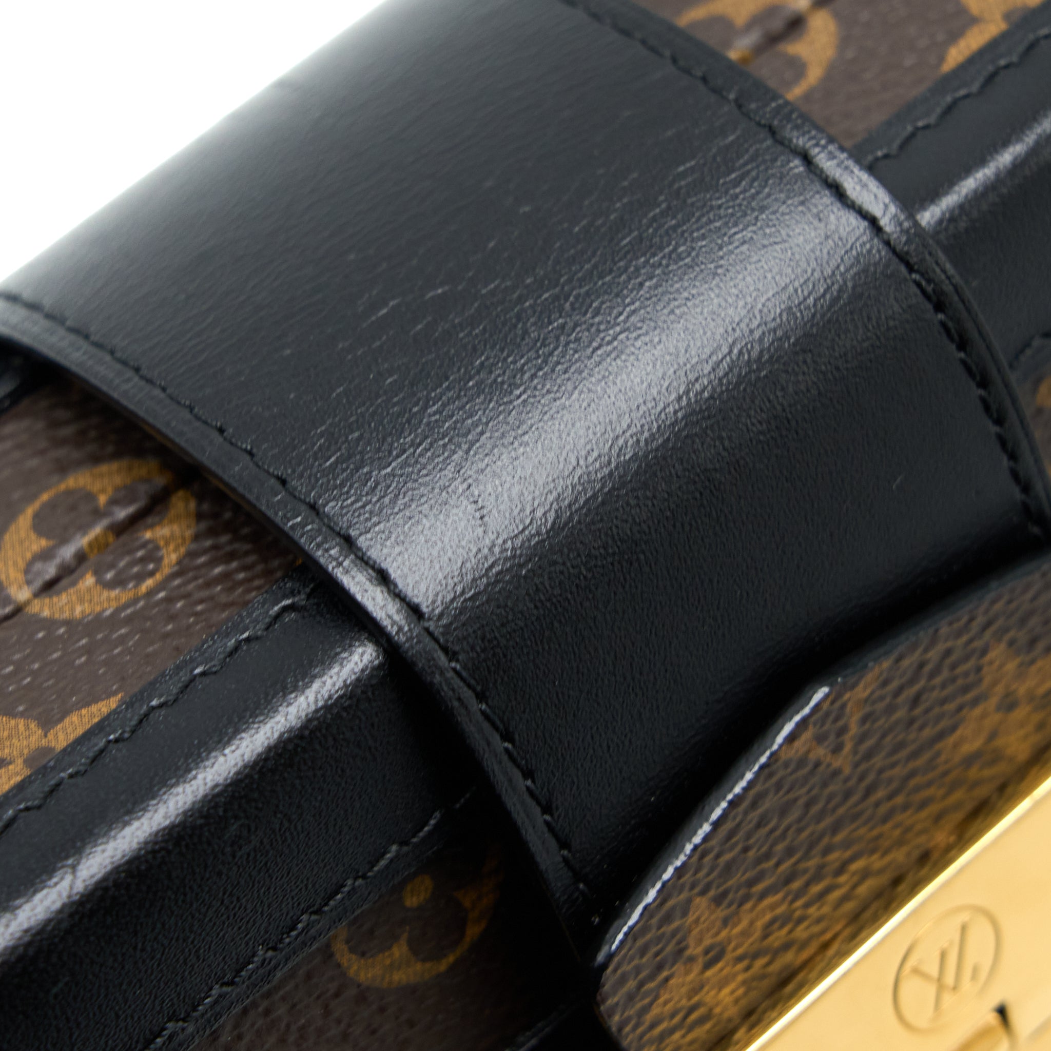 louis-vuitton-petite-malle-monogram-canvas-ghw-4