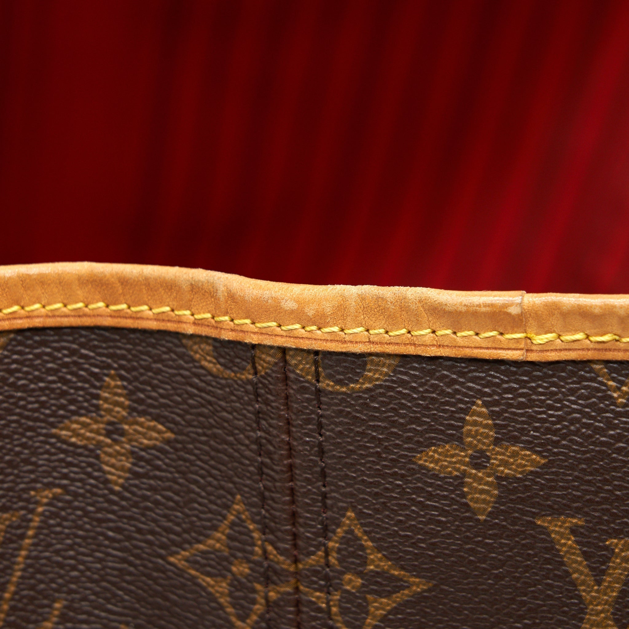 louis-vuitton-neverfull-gm-in-monogram