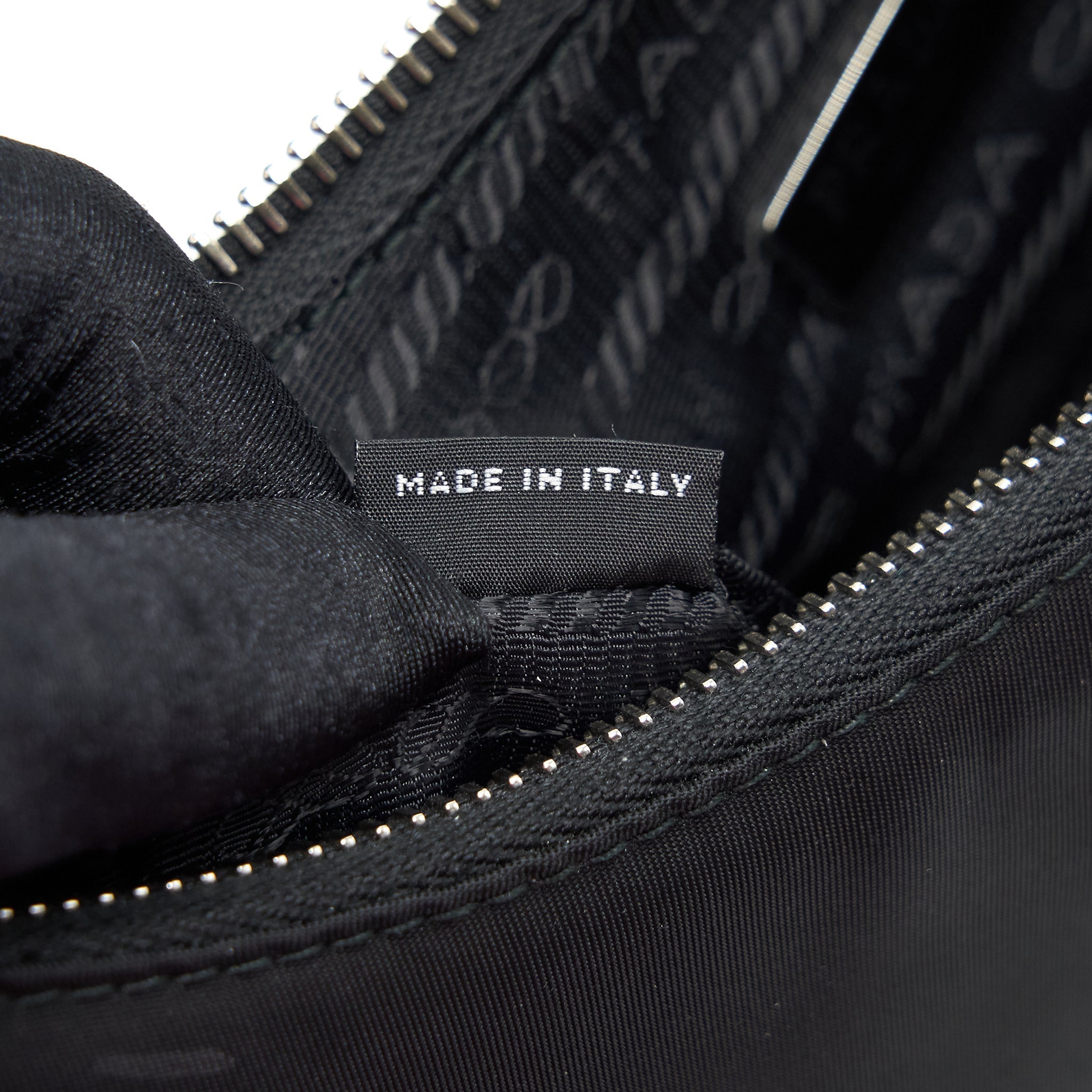 prada-re-edition-2005-nylon-bag