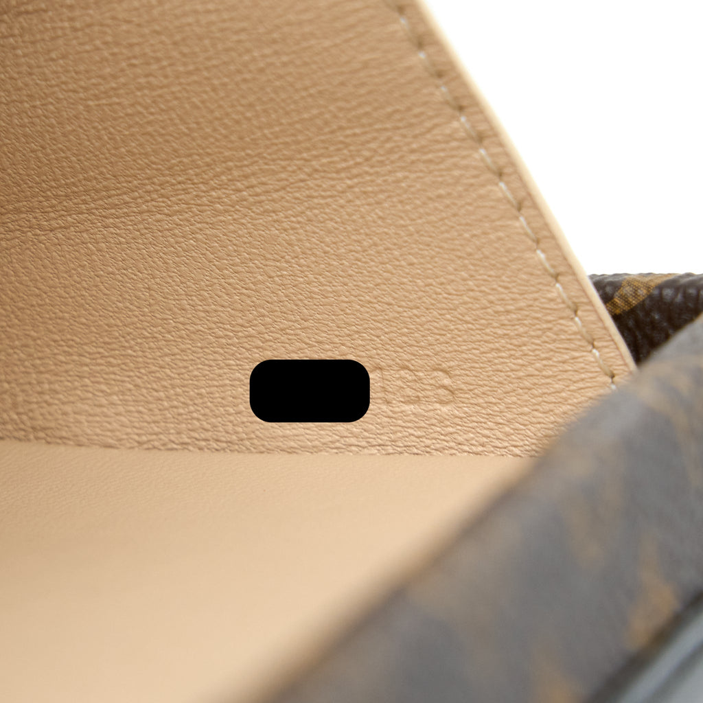 louis-vuitton-petite-malle-monogram-canvas-ghw-4