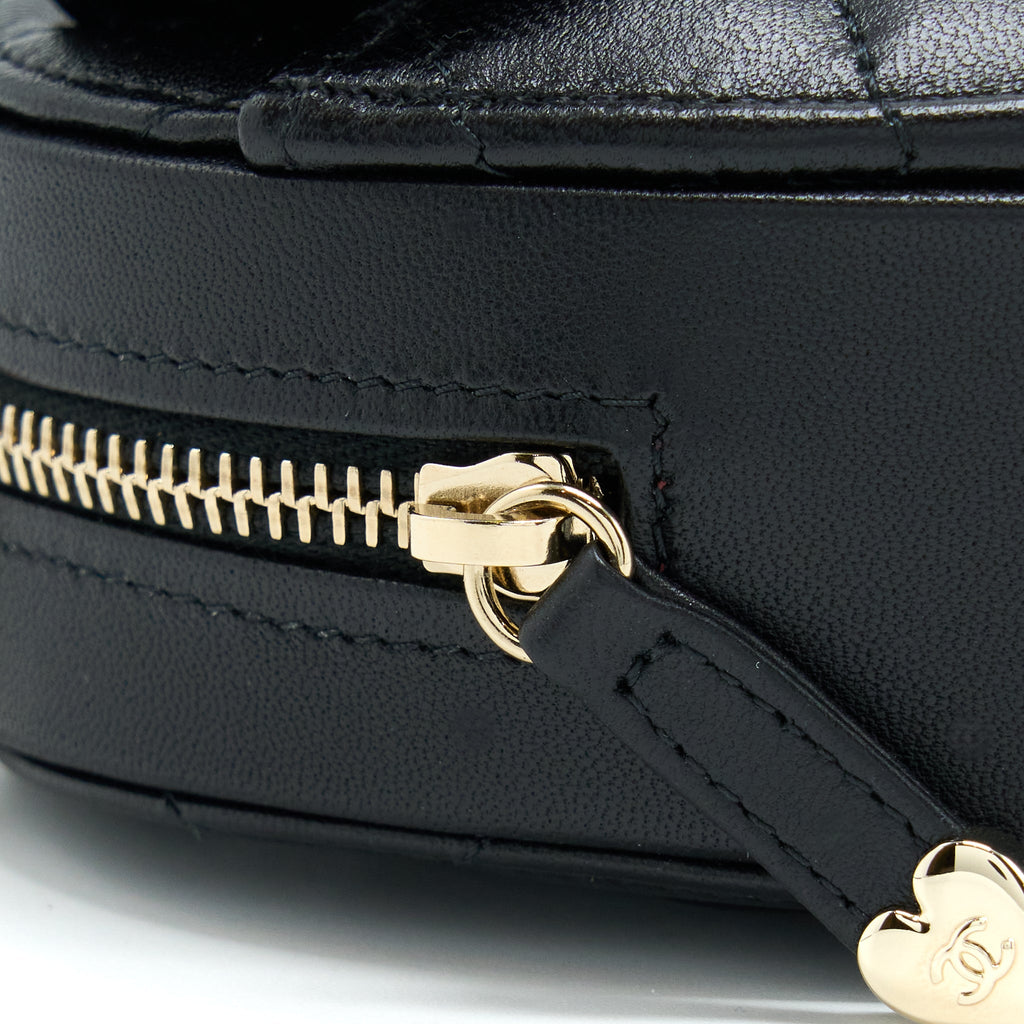 chanel-22s-heart-belt-bag-lambskin-black-lghw-6