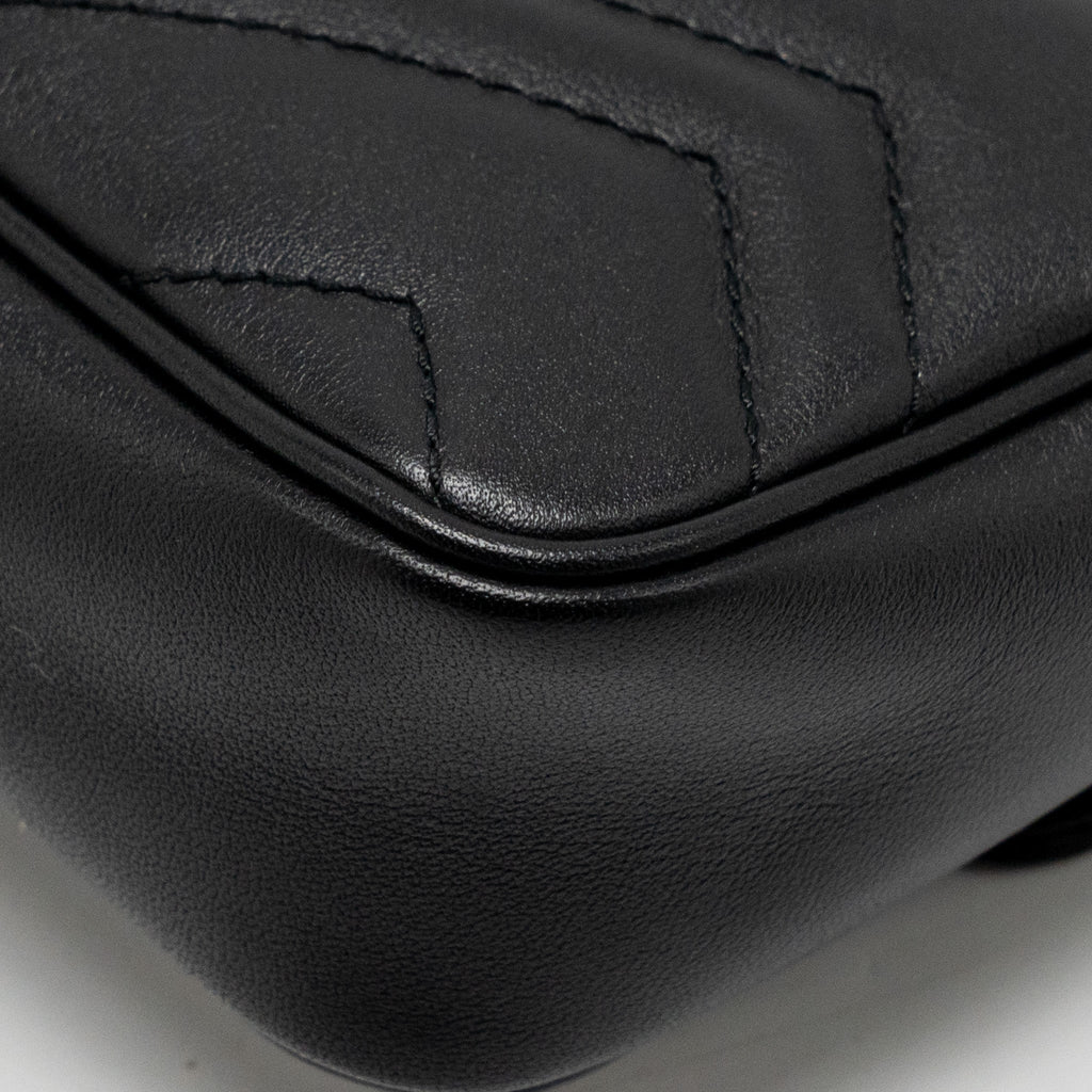 gucci-super-mini-gg-marmont-calfskin-black-ghw-1
