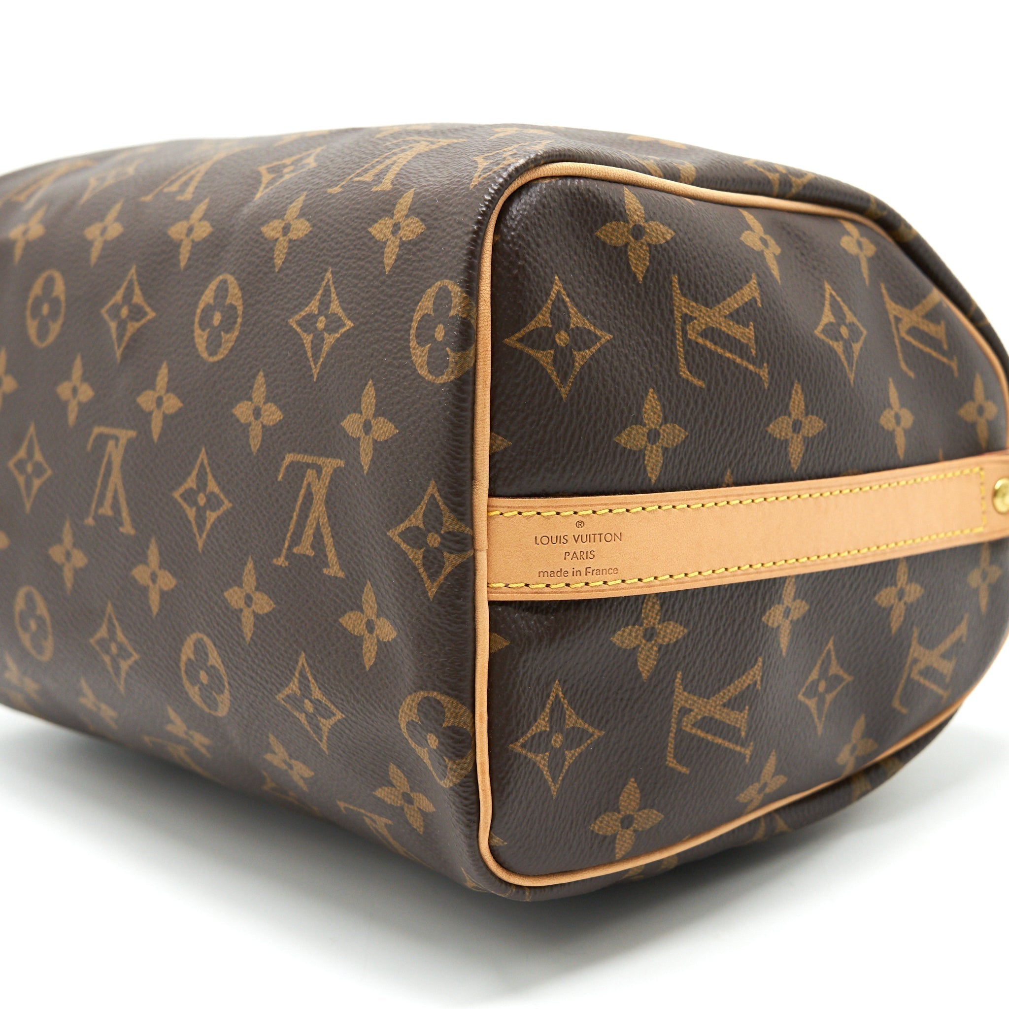 louis-vuitton-speedy-25-monogram-canvas-with-initial