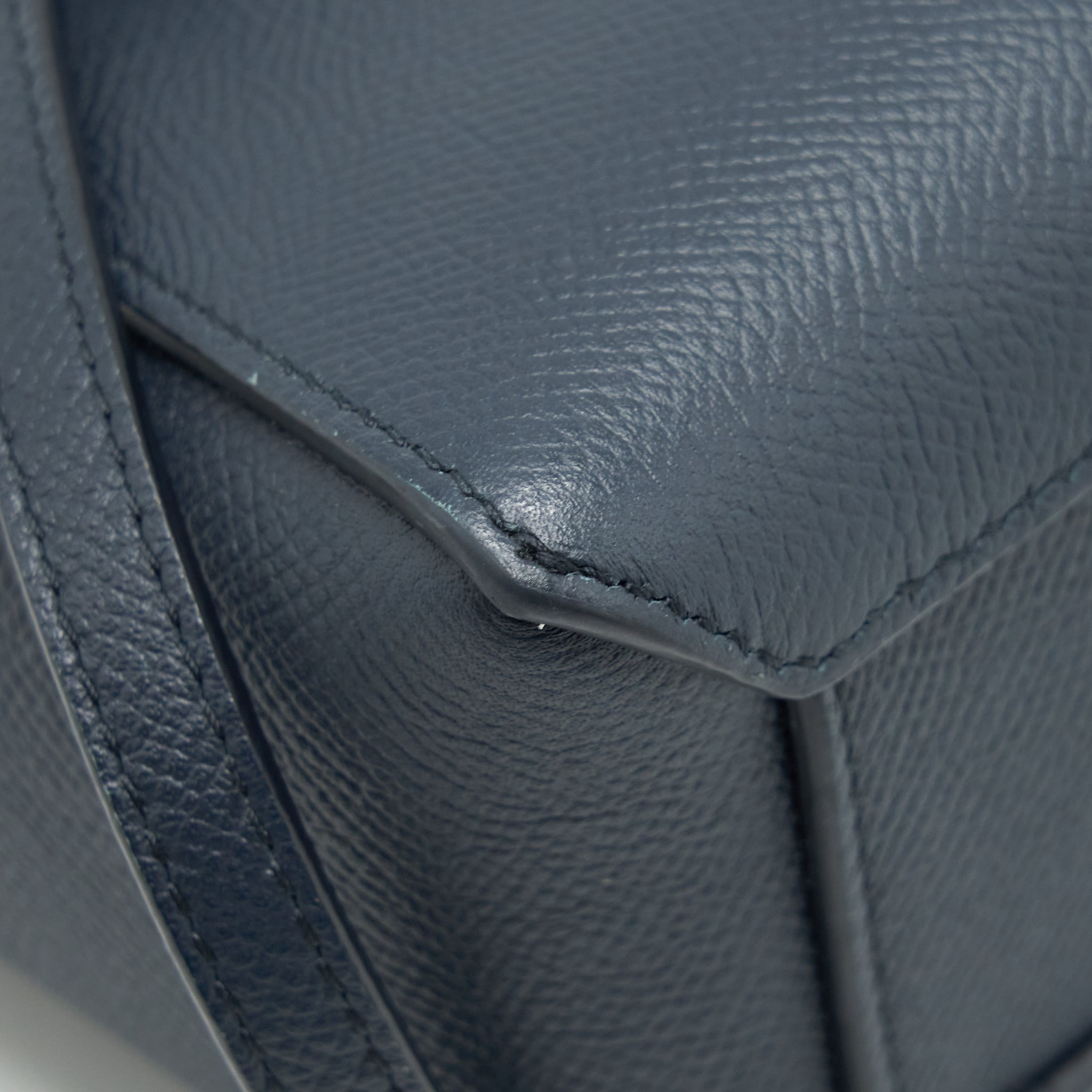 celine-pico-belt-bag-grain-calfskin-navy-ghw
