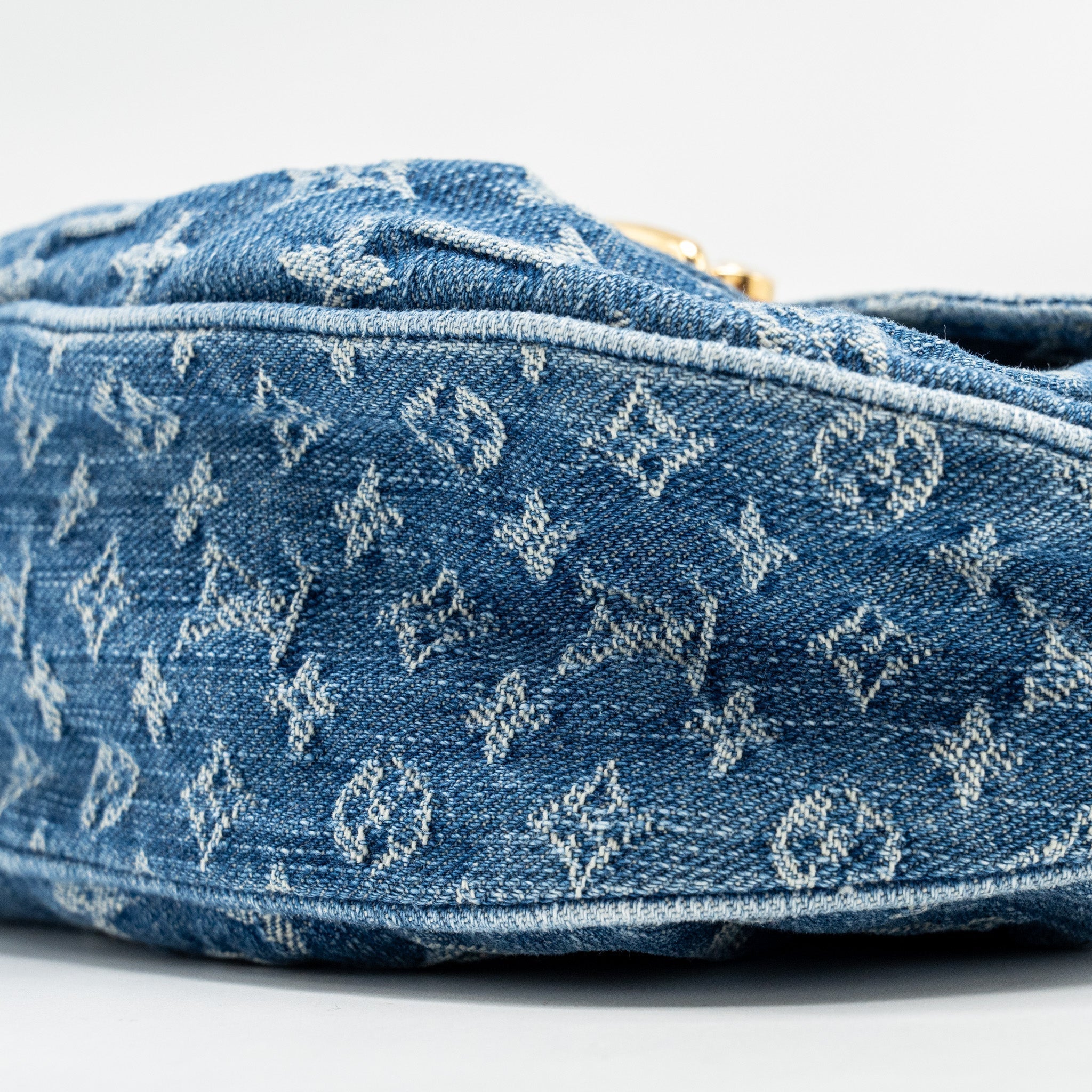 louis-vuitton-sunset-monogram-denim-remix-light-blue-limited-edition-ghw-copy-1