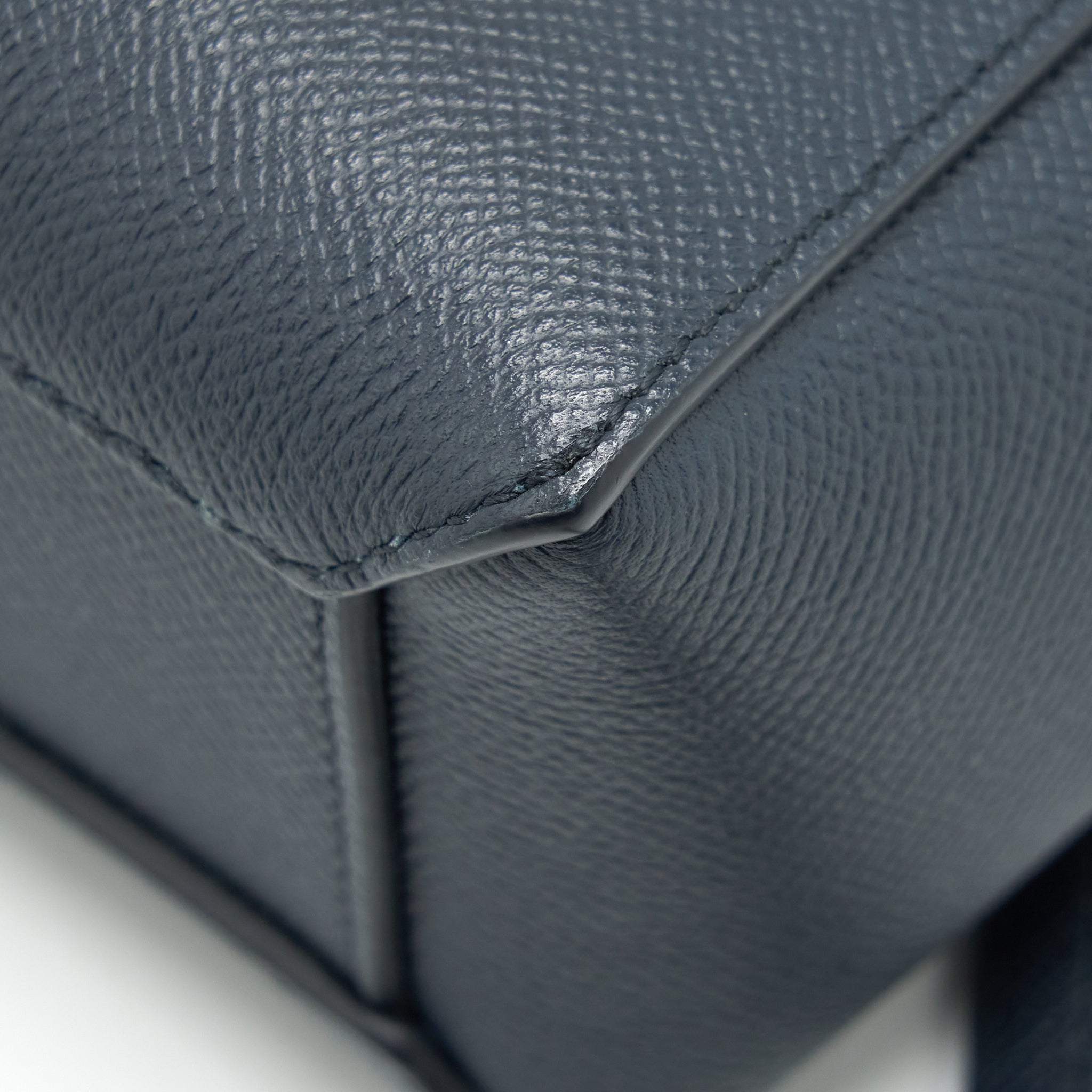 celine-pico-belt-bag-grain-calfskin-navy-ghw