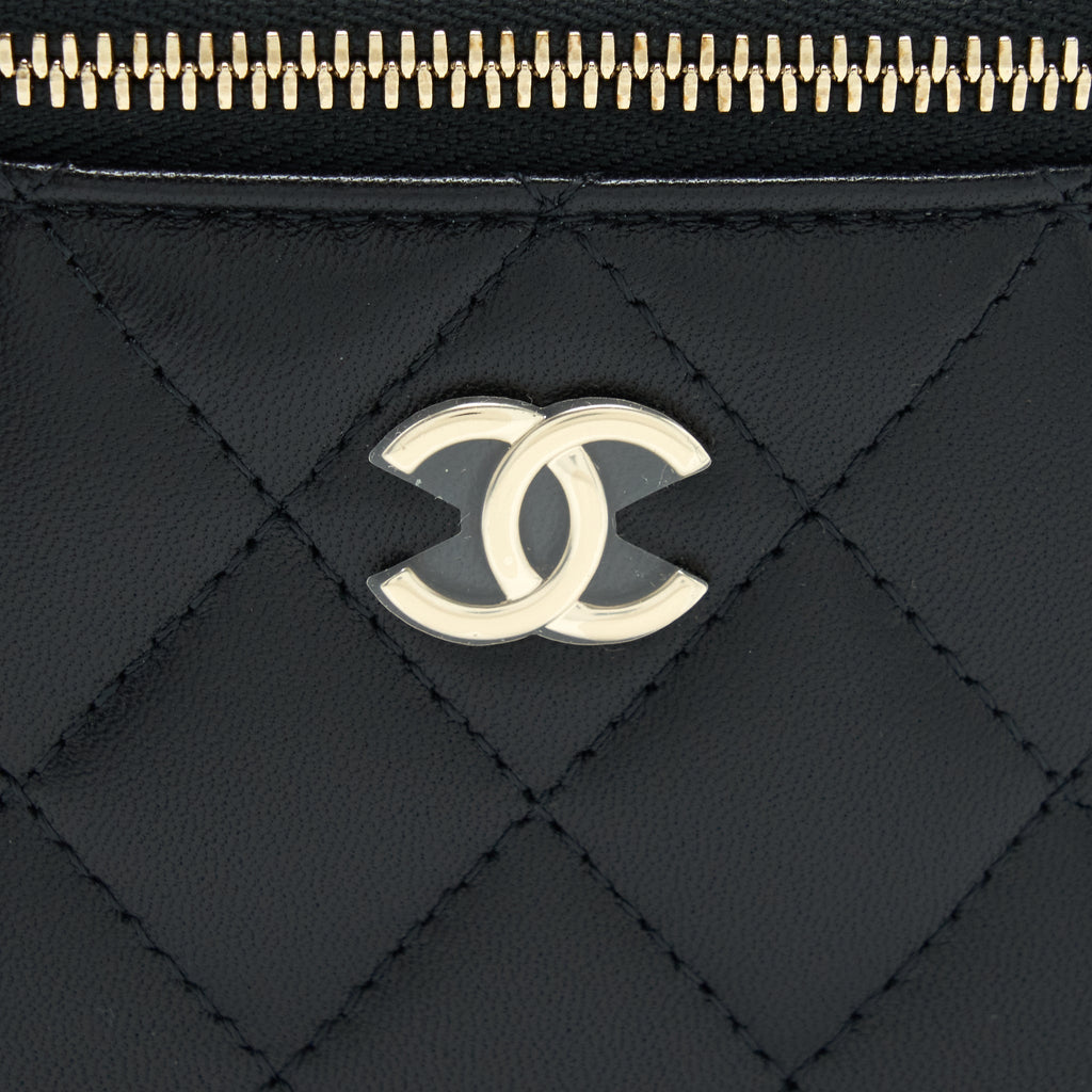 copy-of-chanel-22p-top-handle-mini-vanity-with-chain-and-mirror-lambskin-black-lghw