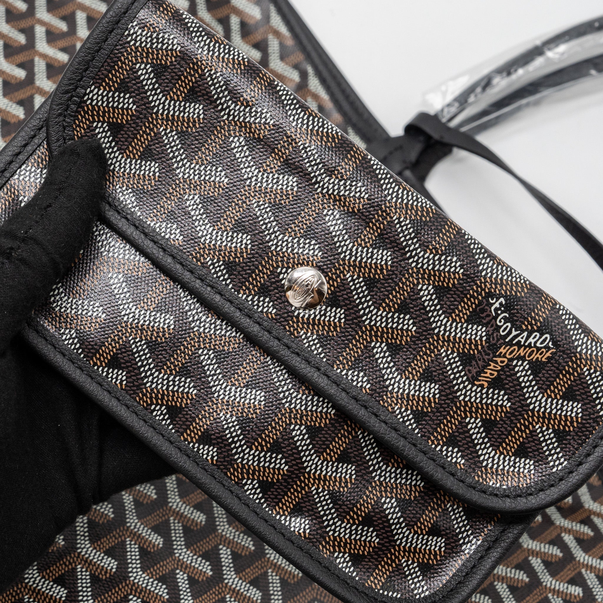 goyard-saint-louis-pm-tote-bag-goyardine-canvas-calfskin-black-shw